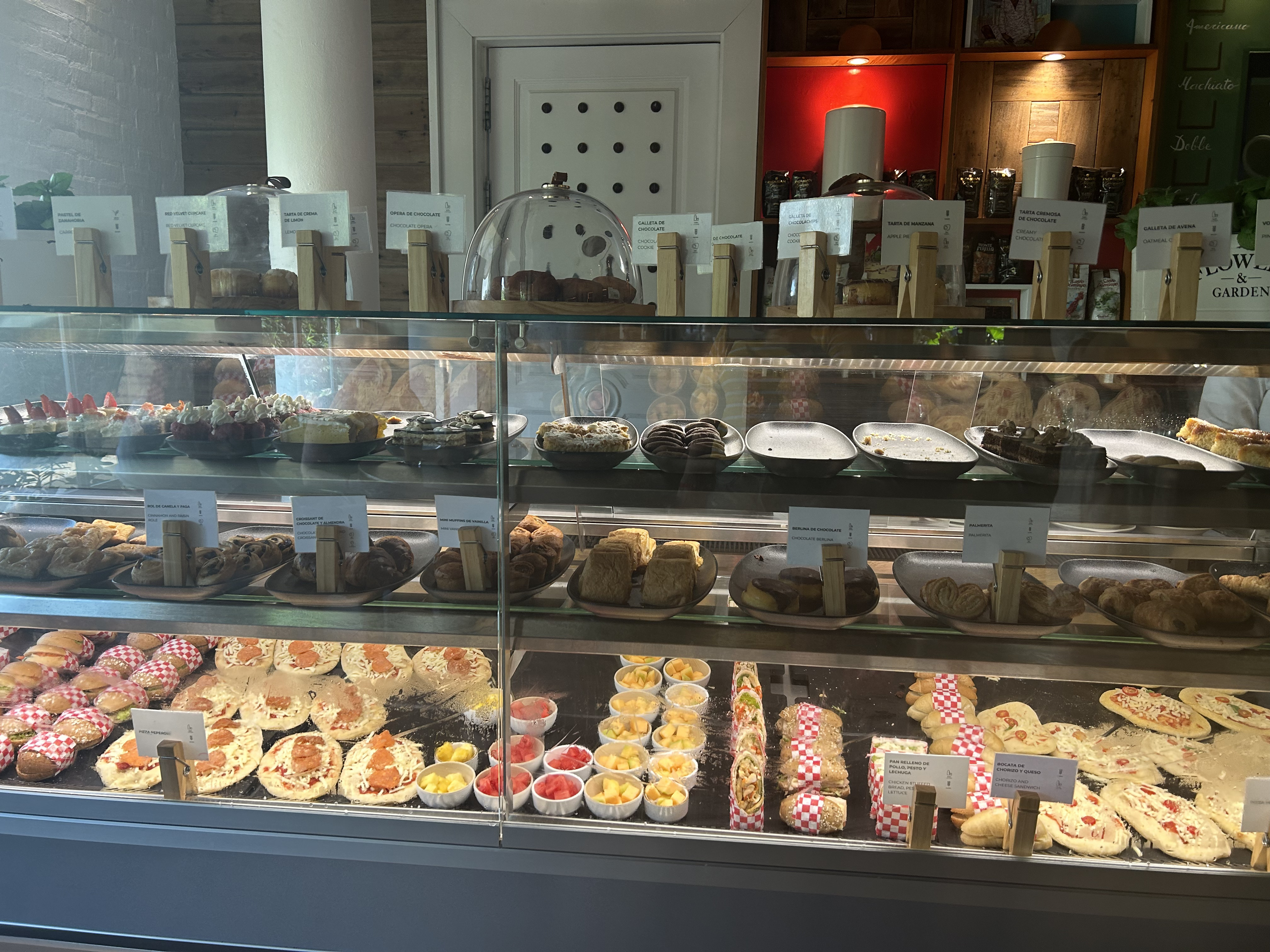 Iberostar Selection Bavaro Suites food at the coffee shops Iberostar Selection Bavaro Suites snacks