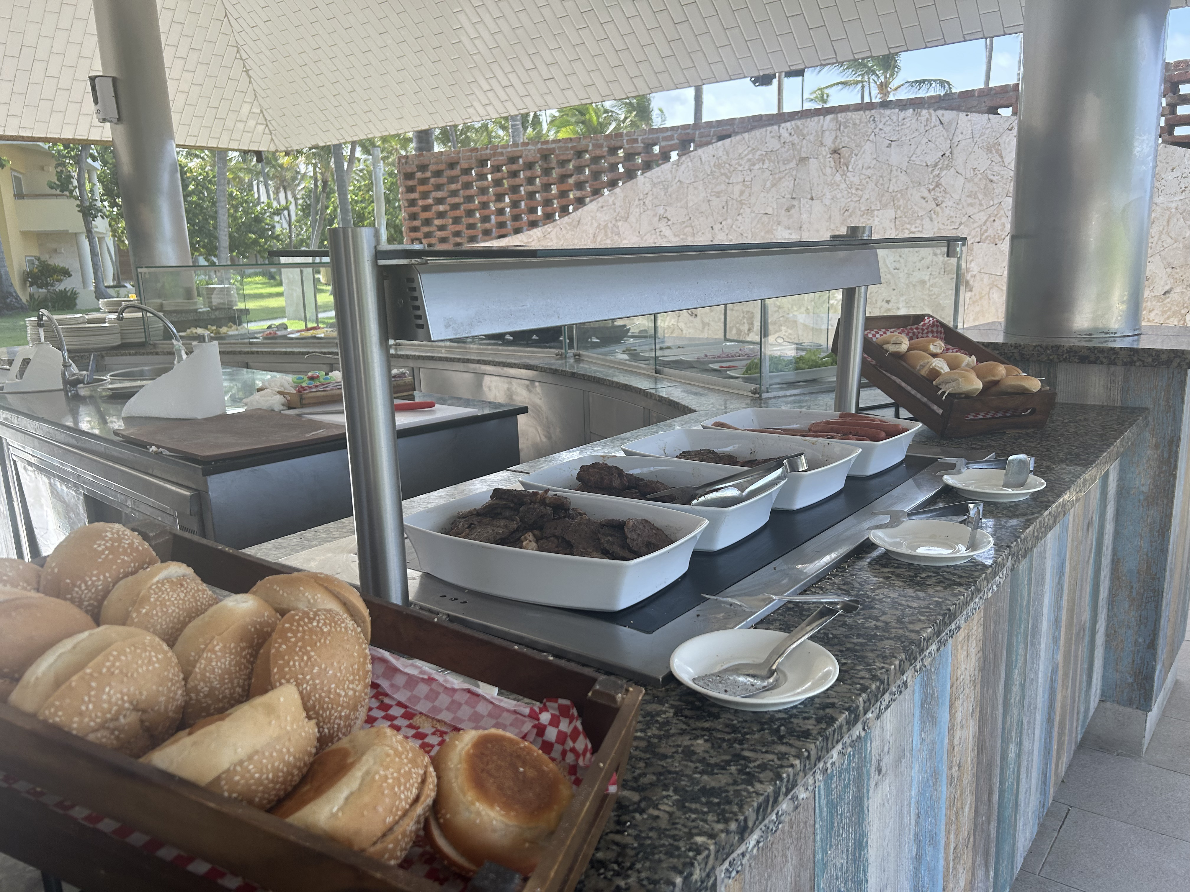 Iberostar Selection Bavaro Suites pool food Iberostar Selection Bavaro Suites burgers
