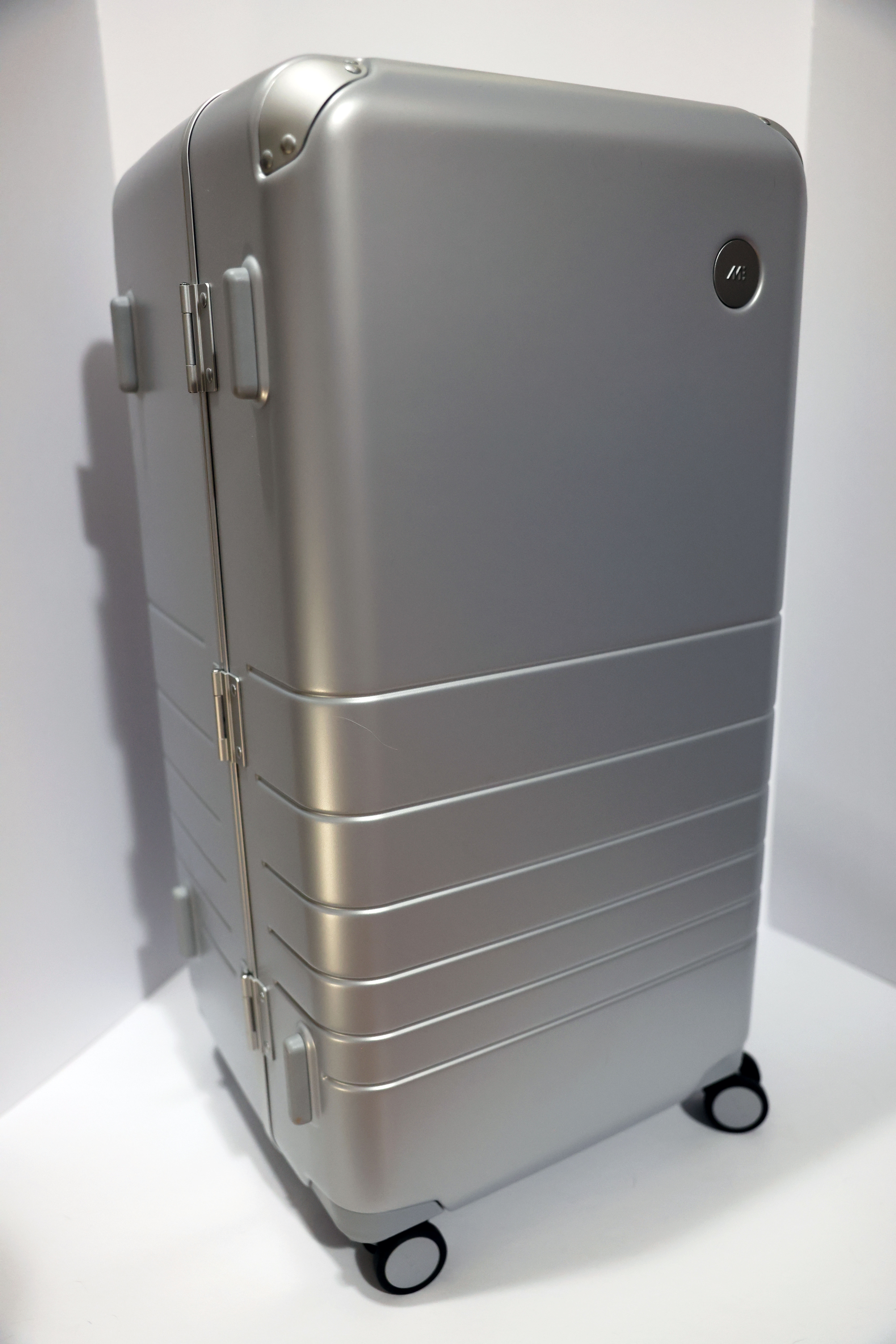 Mono Hybrid Trunk vertical 3 4s Mono Hybrid Trunk vertical 3 4s