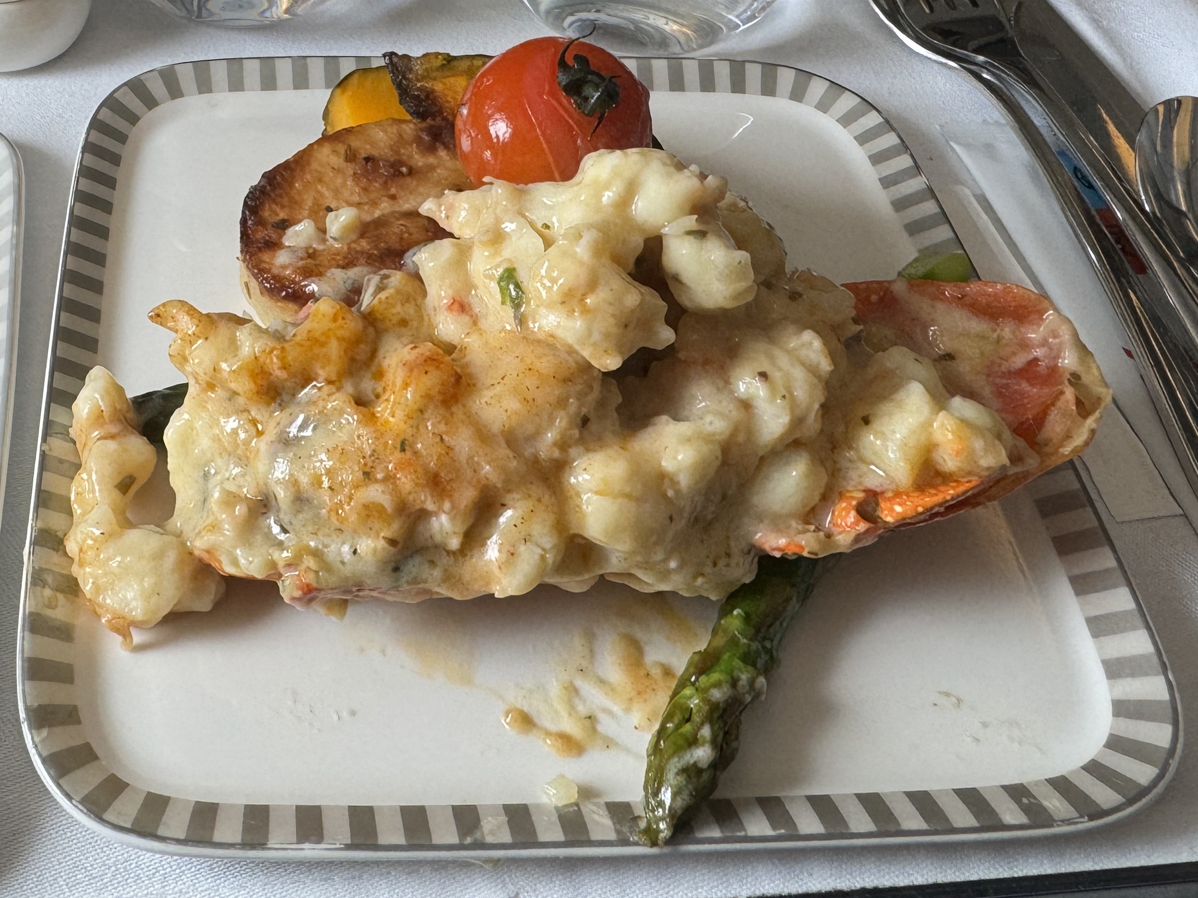 Singapore Airlines Lobster Thermidor detail Singapore Airlines Lobster Thermidor detail