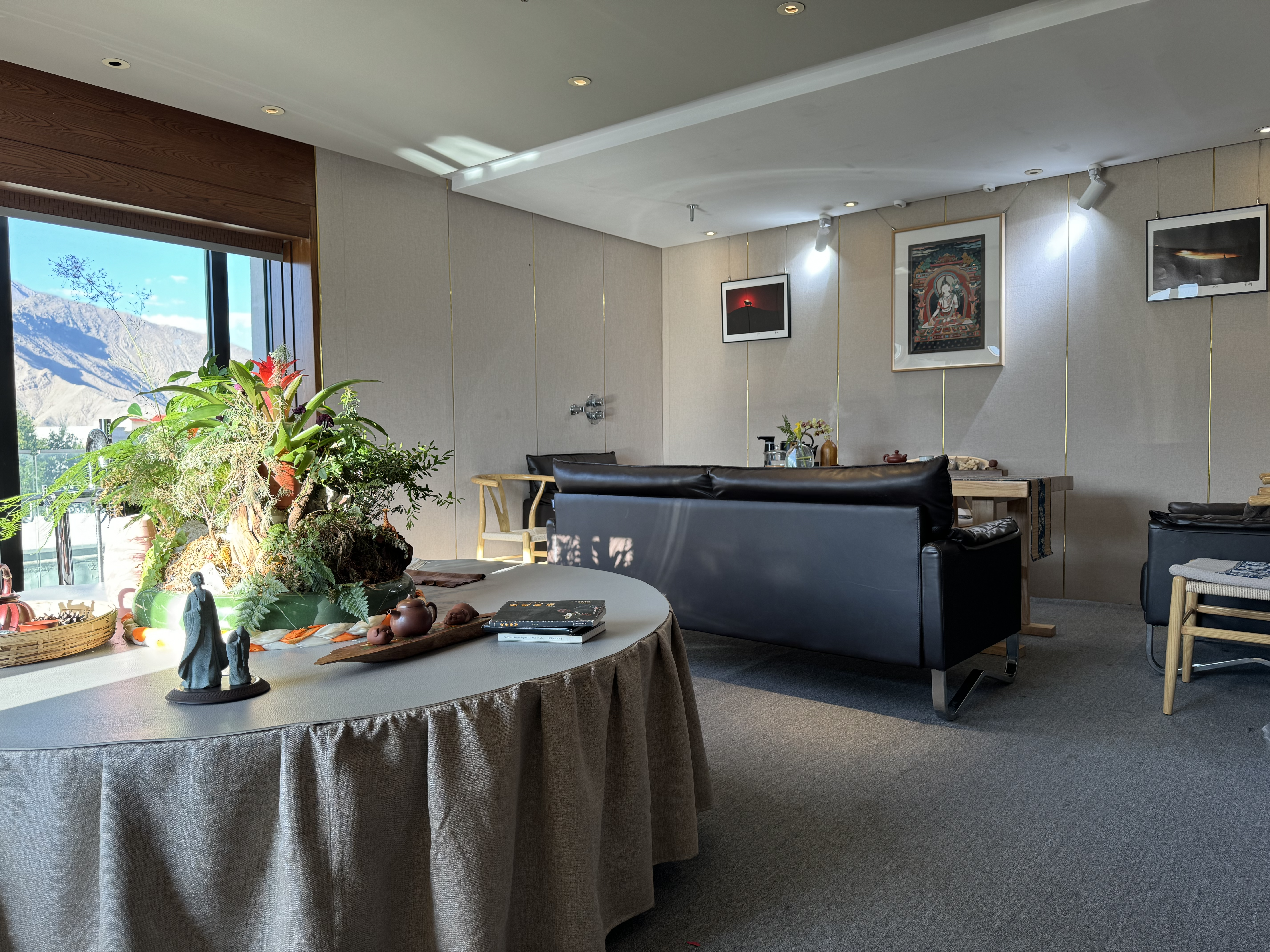 St Regis Lhasa Tubo Bar private room St Regis Lhasa Tubo Bar private room