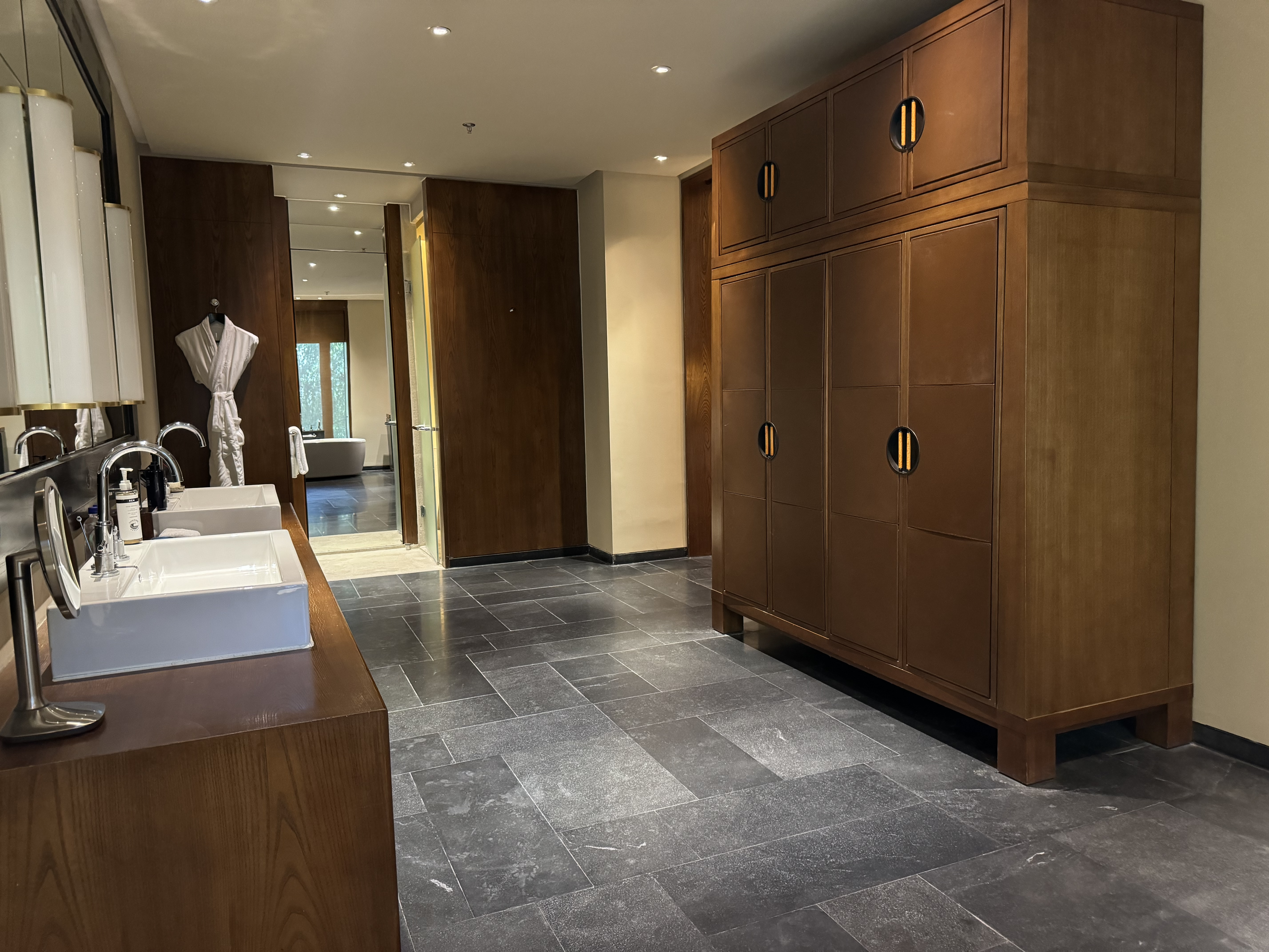 St Regis Lhasa master bathroom St Regis Lhasa master bathroom
