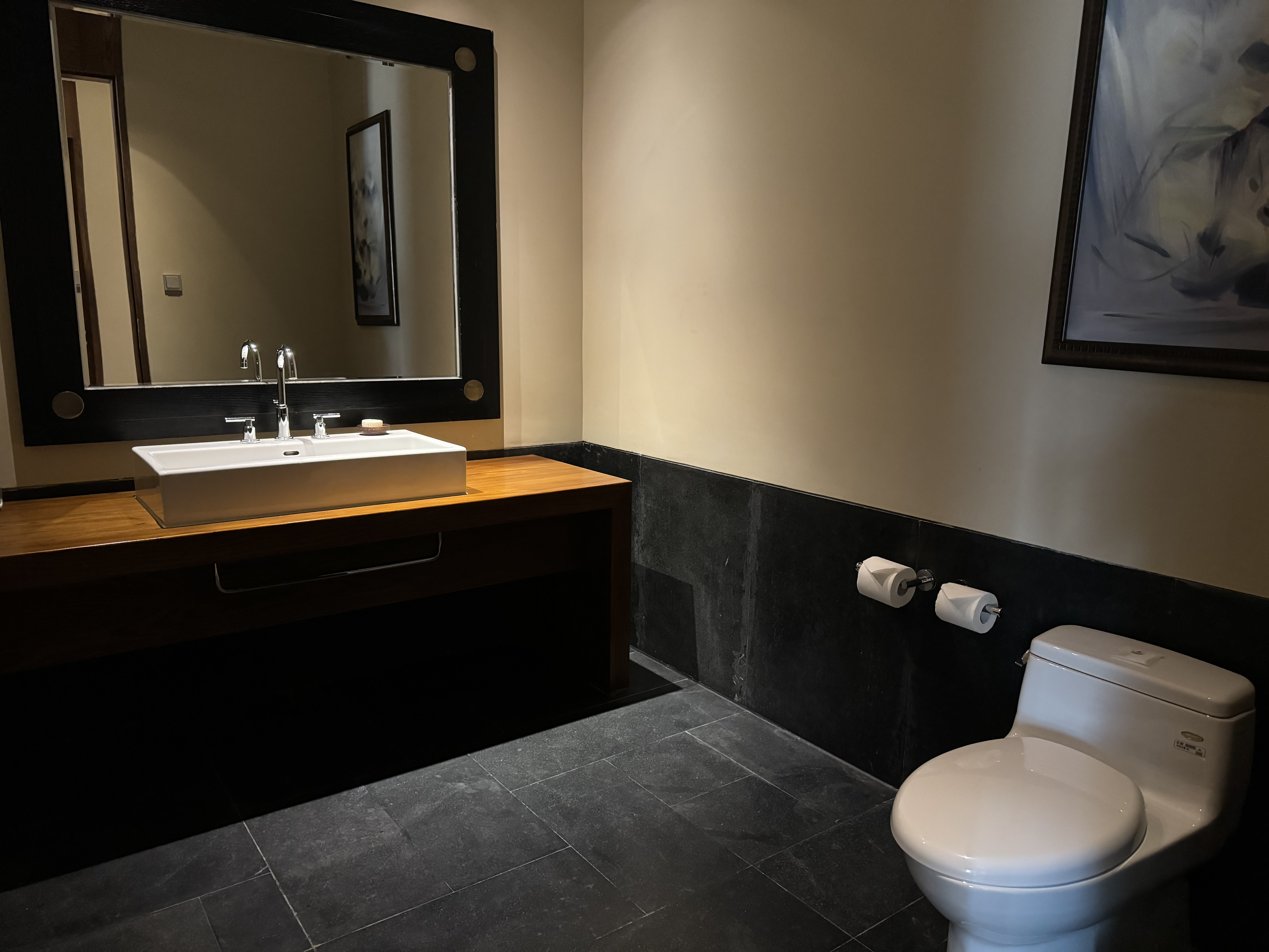 St Regis Lhasa suite half bathroom St Regis Lhasa suite half bathroom