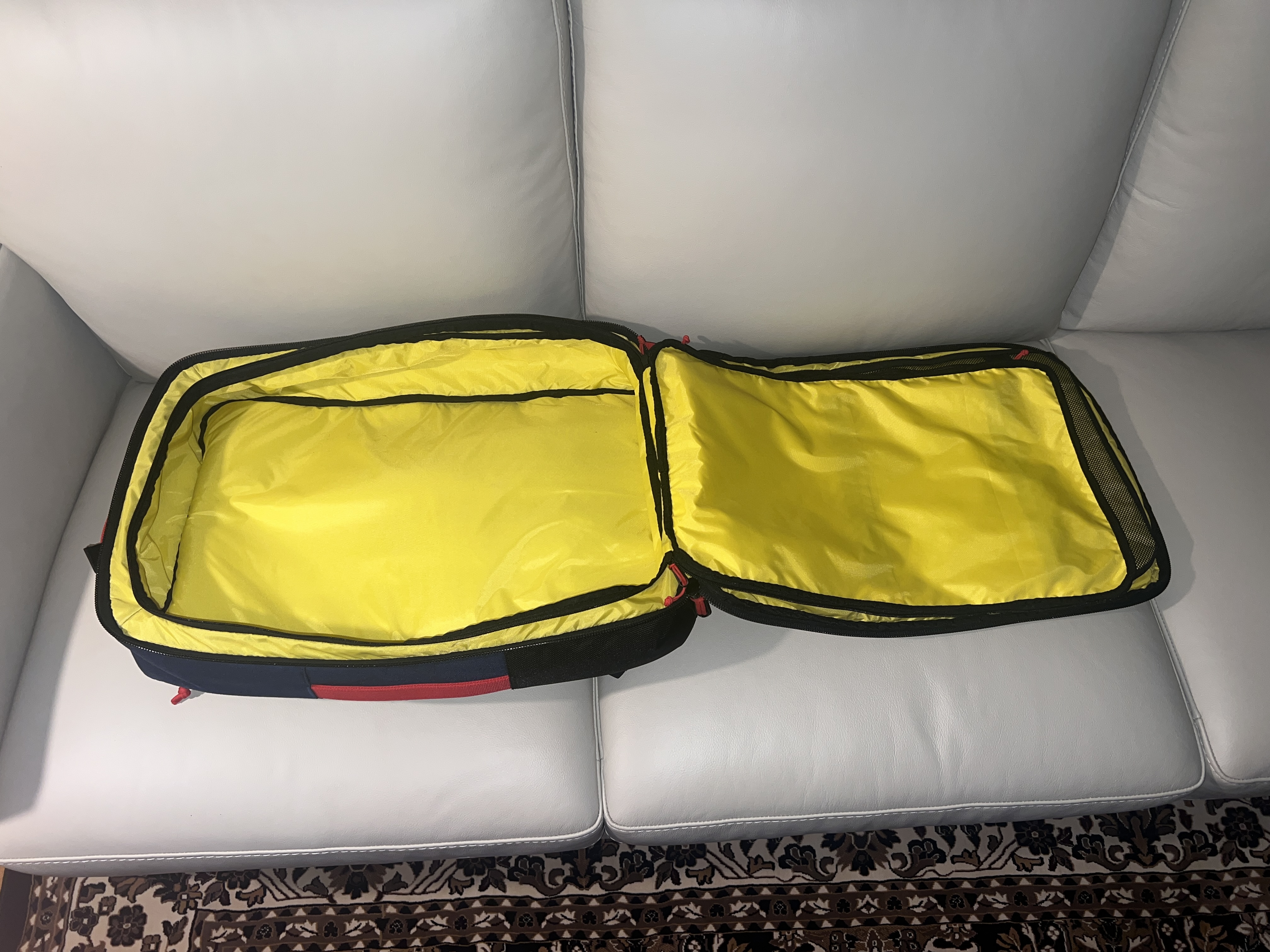 Topo Designs travel bag 40L fully open bag Topo Designs travel bag 40L fully open bag
