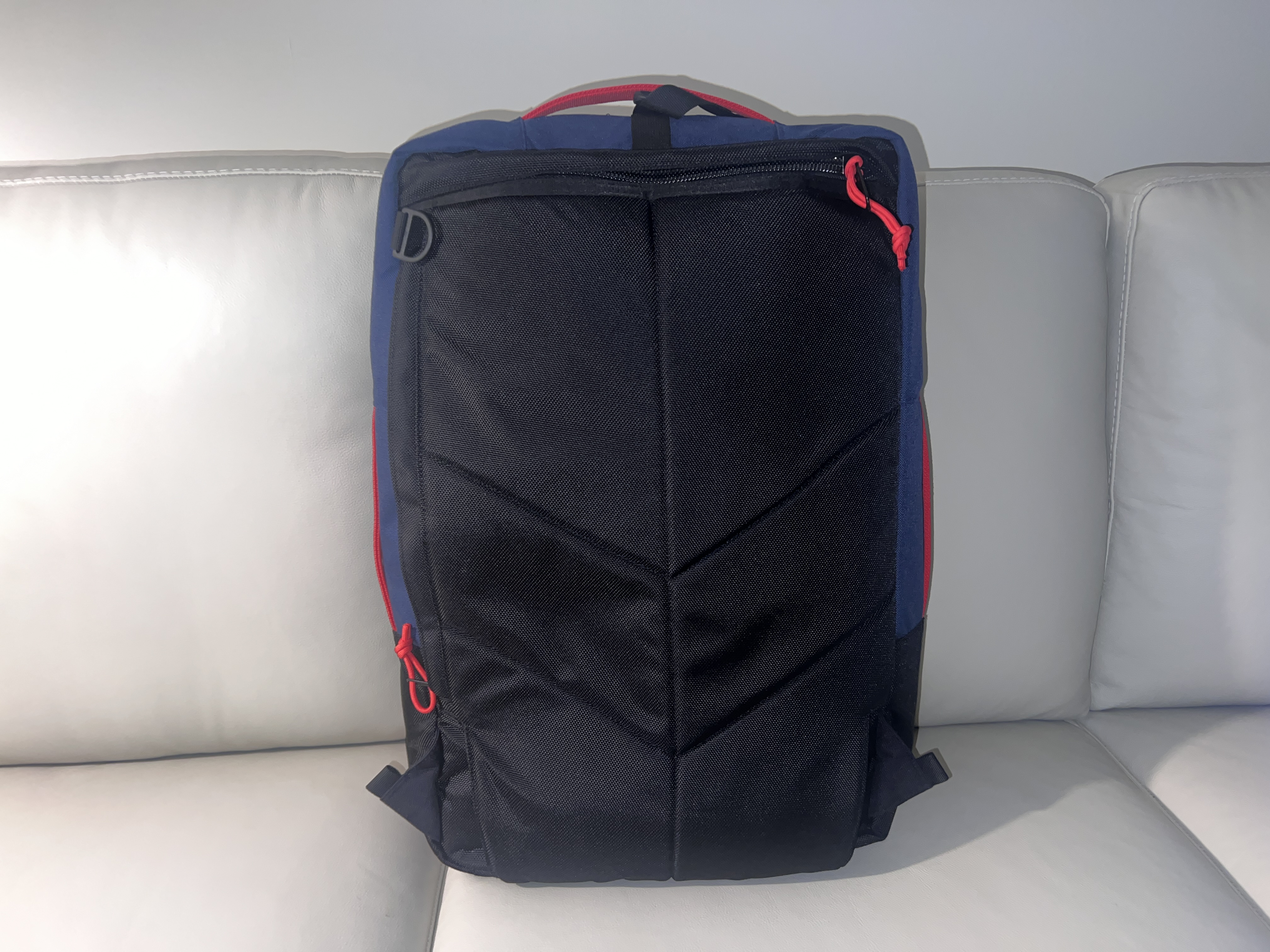 Topo Designs travel bag 40L stoaway straps Topo Designs travel bag 40L stoaway straps