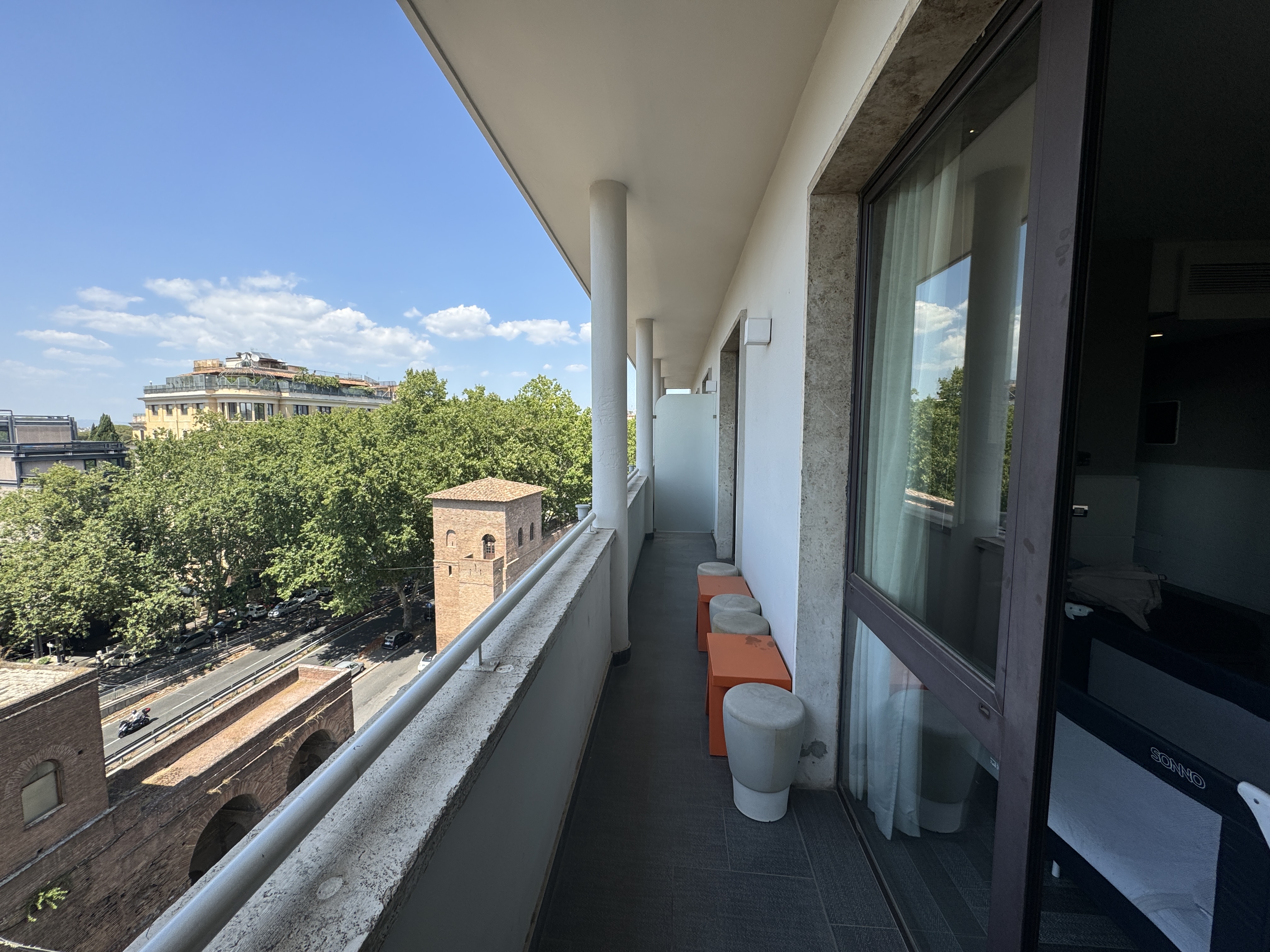 Tribune Rome King Junior Suite Deluxe Balcony Tribune Rome King Junior Suite Deluxe Balcony