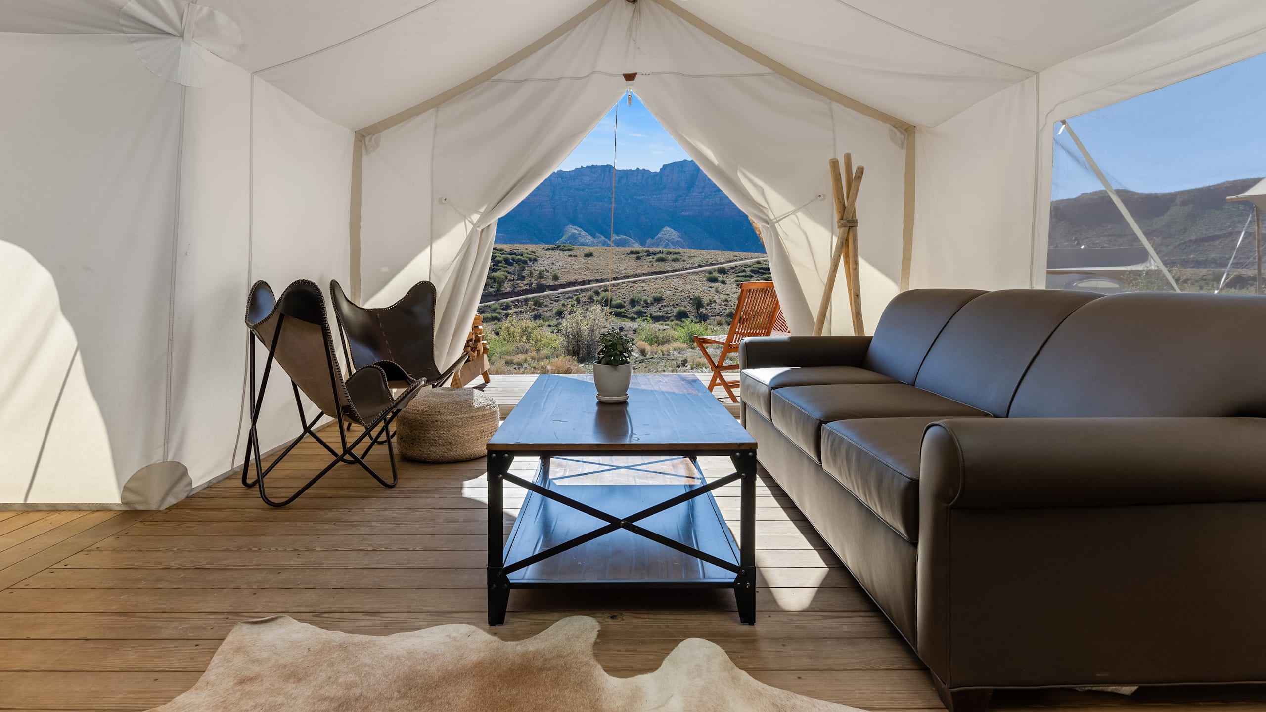 Under Canvas Under Canvas room
