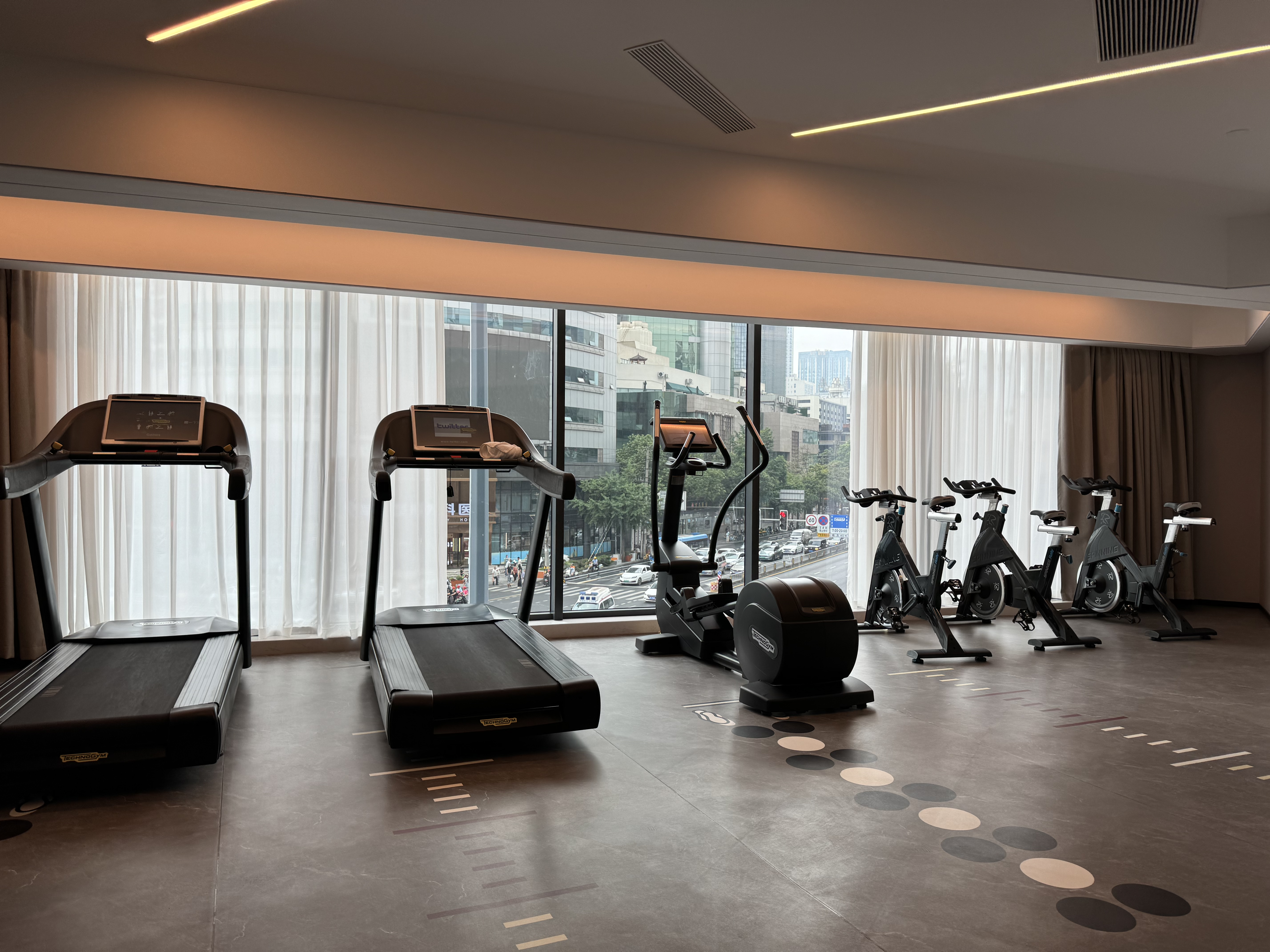 UrCove Chengdu Wenshu Monastery Taikoo Li gym cardio UrCove Chengdu Wenshu Monastery Taikoo Li gym cardio