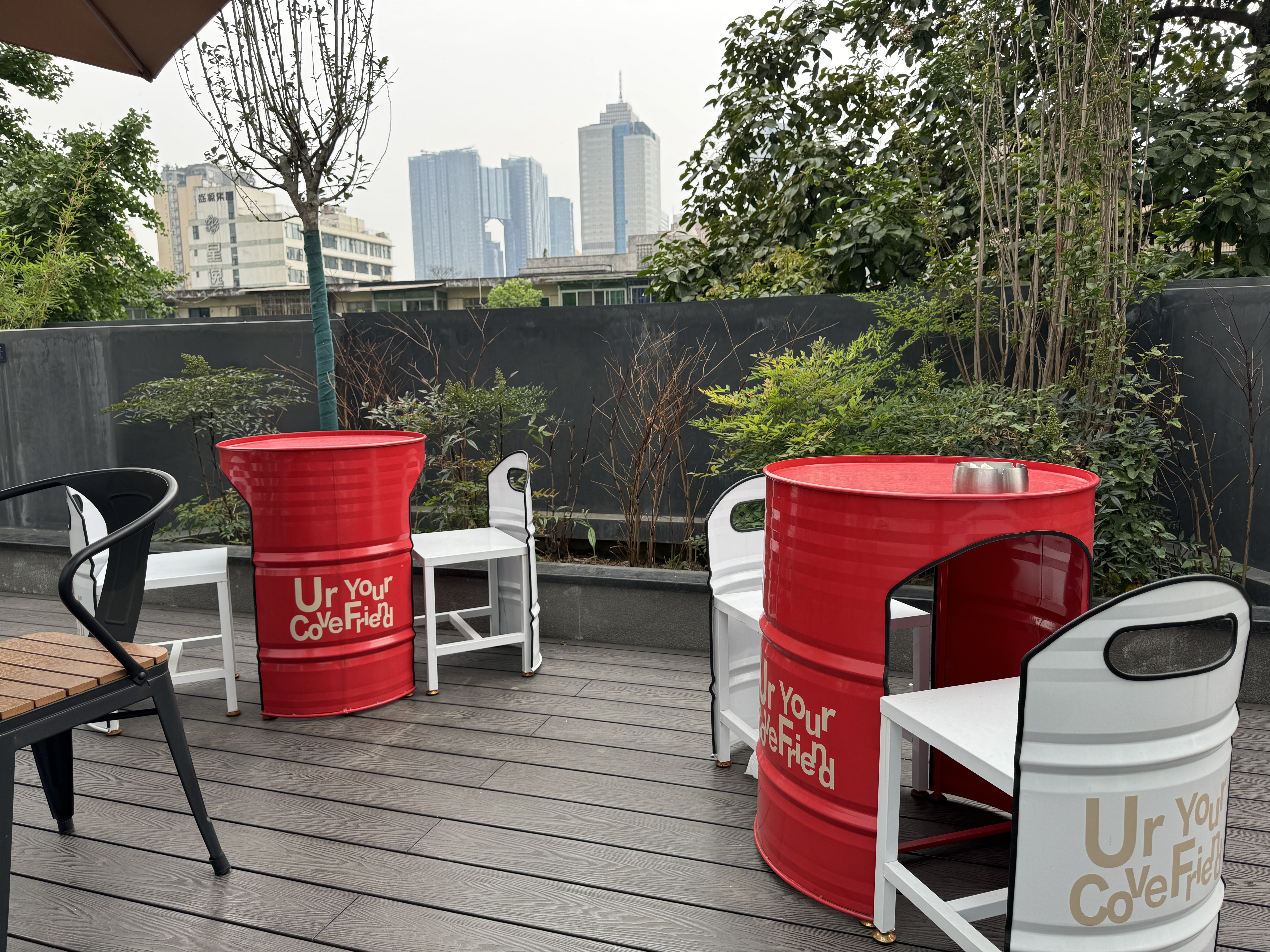 UrCove Chengdu Wenshu Monastery Taikoo Li terrace barrel seats UrCove Chengdu Wenshu Monastery Taikoo Li terrace barrel seats