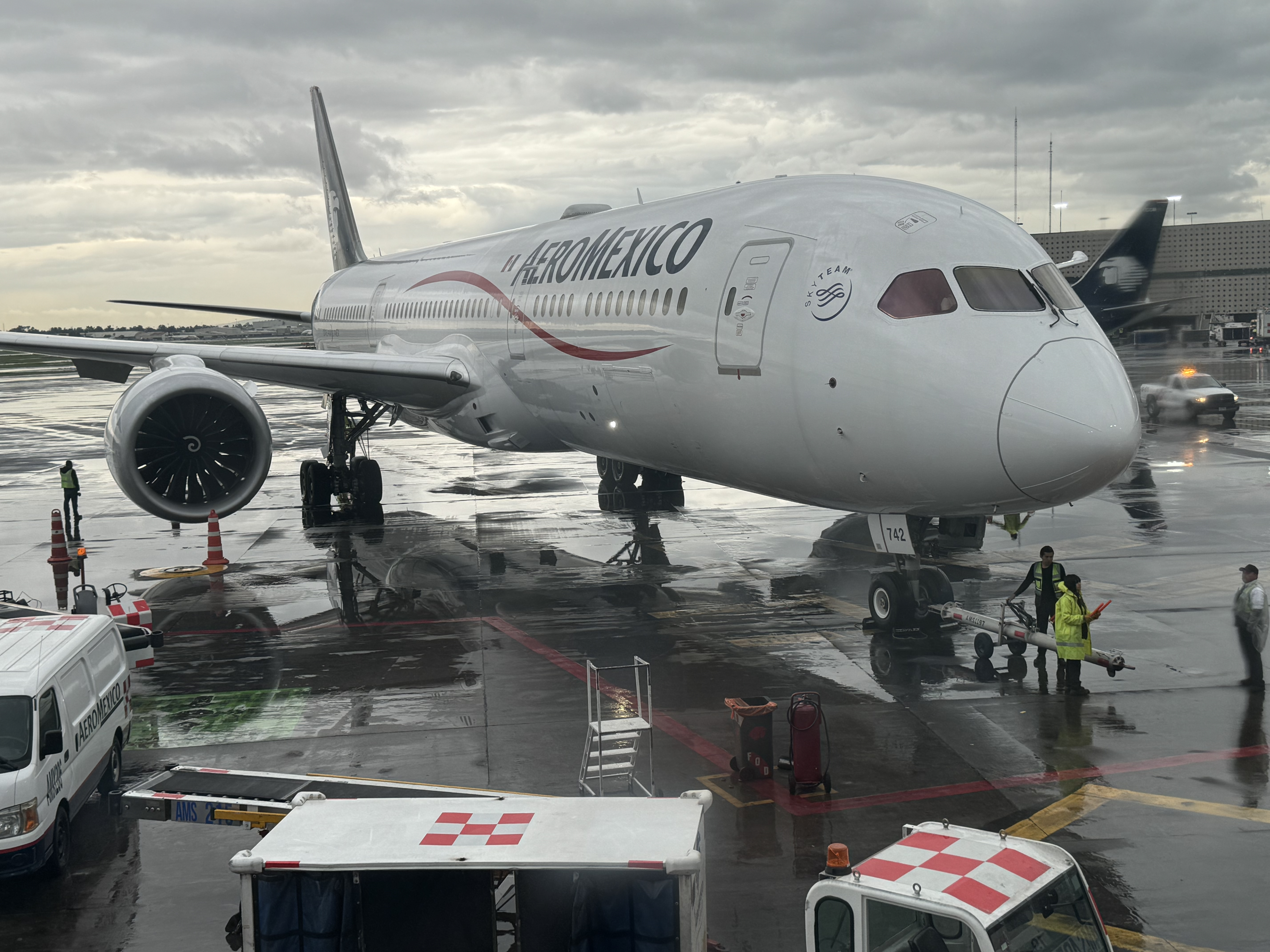 Aeromexico B787 9 at MEX Aeromexico B787 9 at MEX