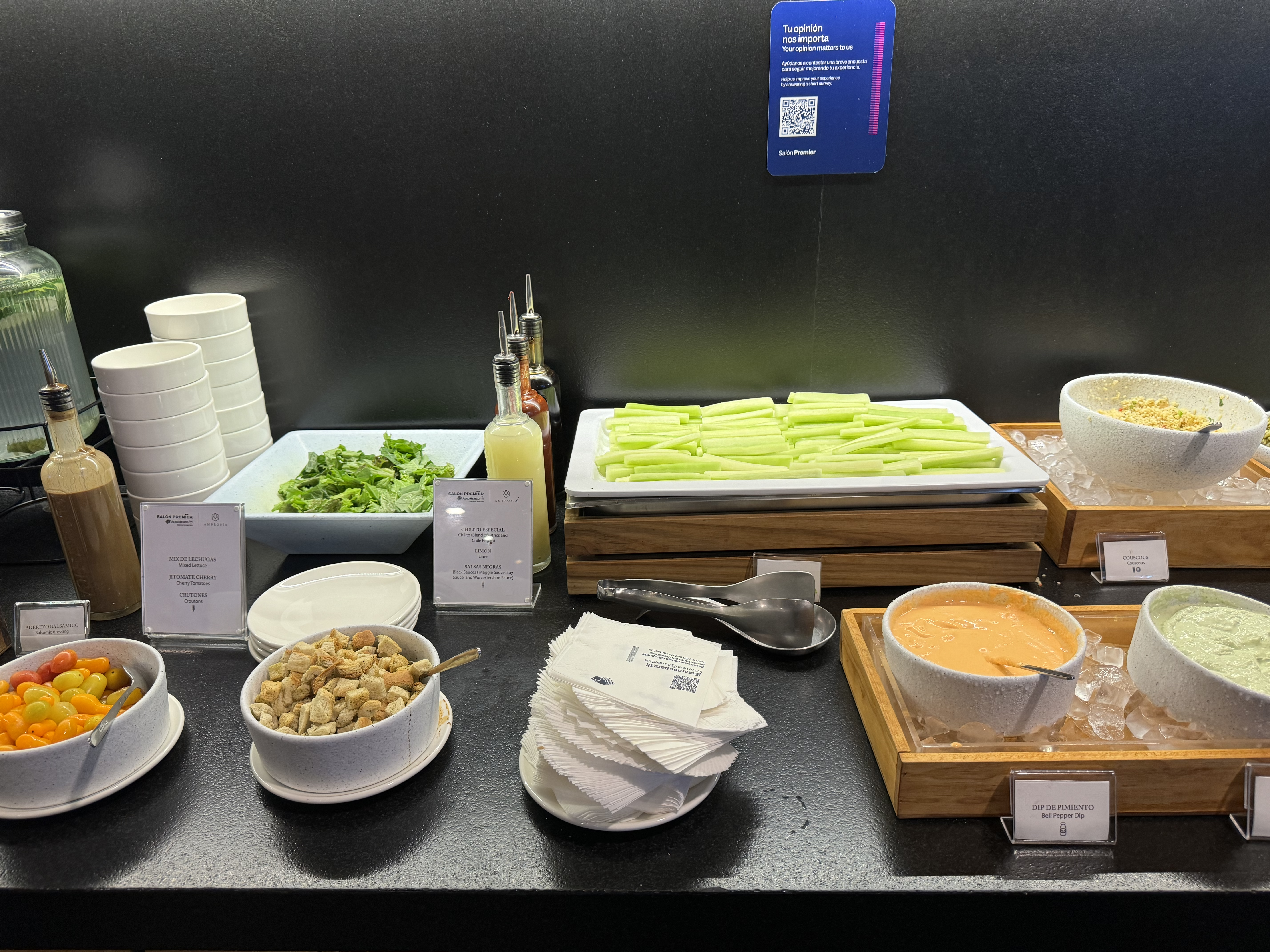 Aeromexico Salon Premier lounge MEX salad bar Aeromexico Salon Premier lounge MEX salad bar