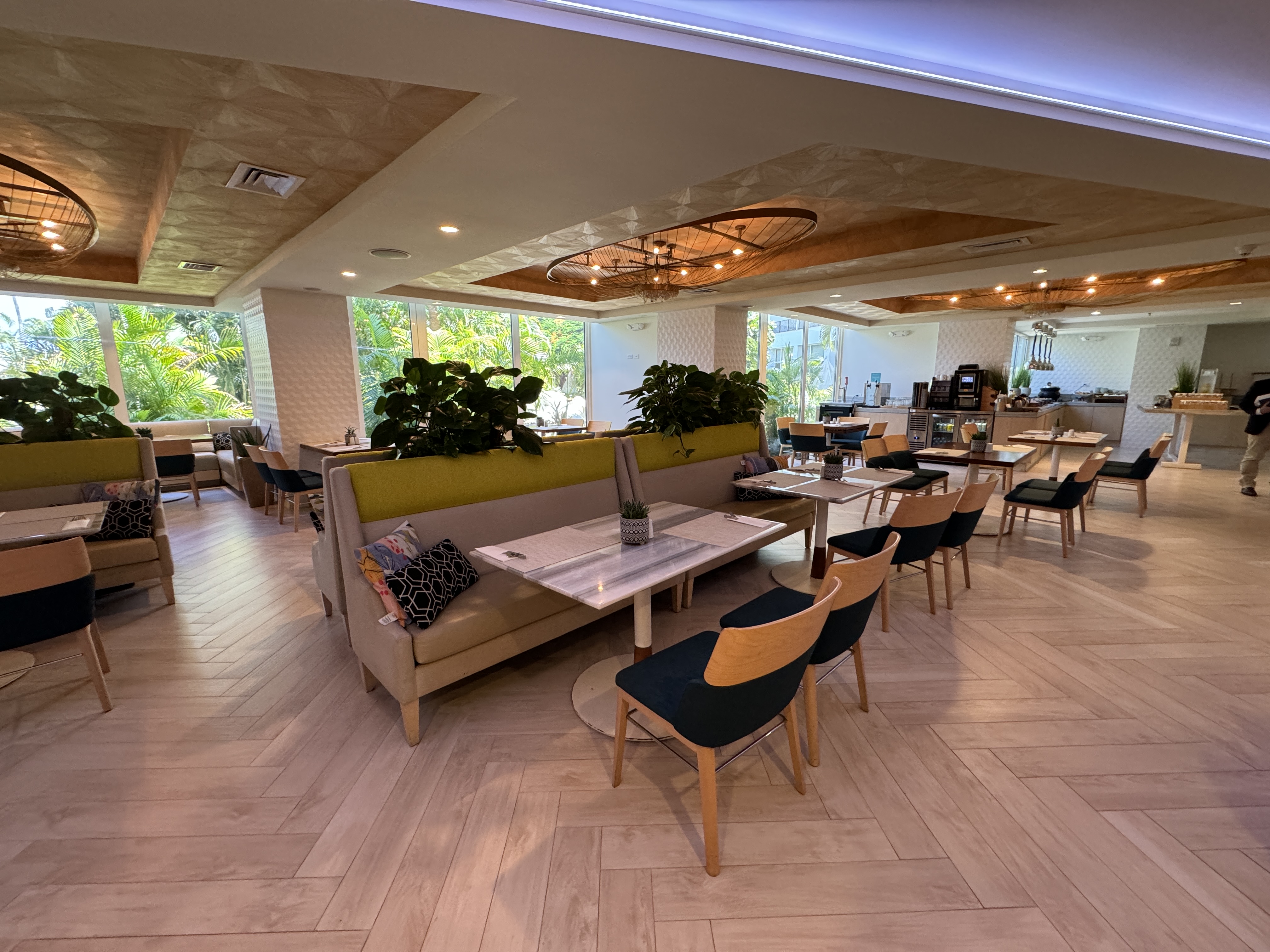 Aruba Marriott Tradewinds Seating Aruba Marriott Tradewinds Seating