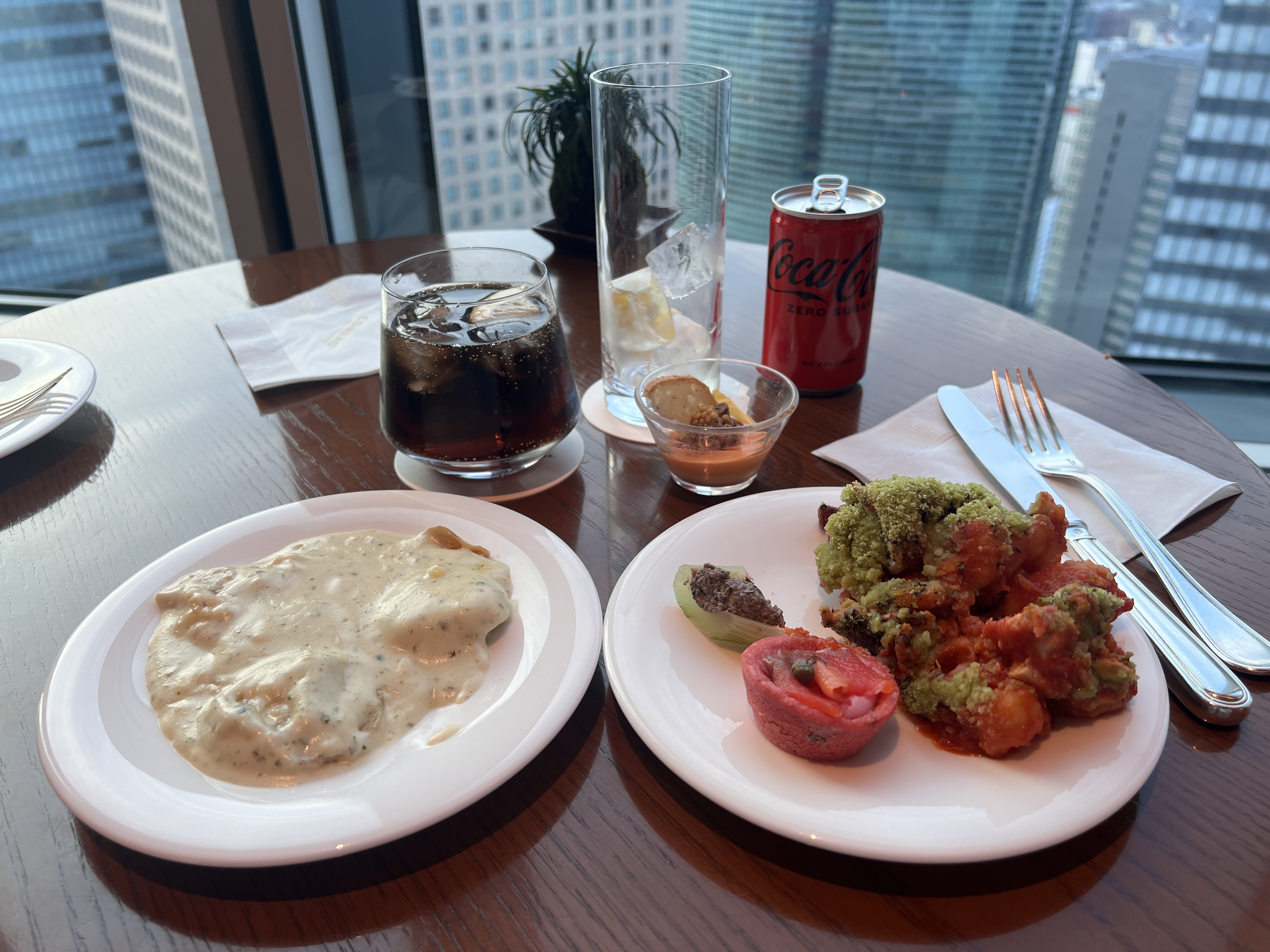Conrad Tokyo Executive Lounge evening food plate Conrad Tokyo Executive Lounge evening food plate