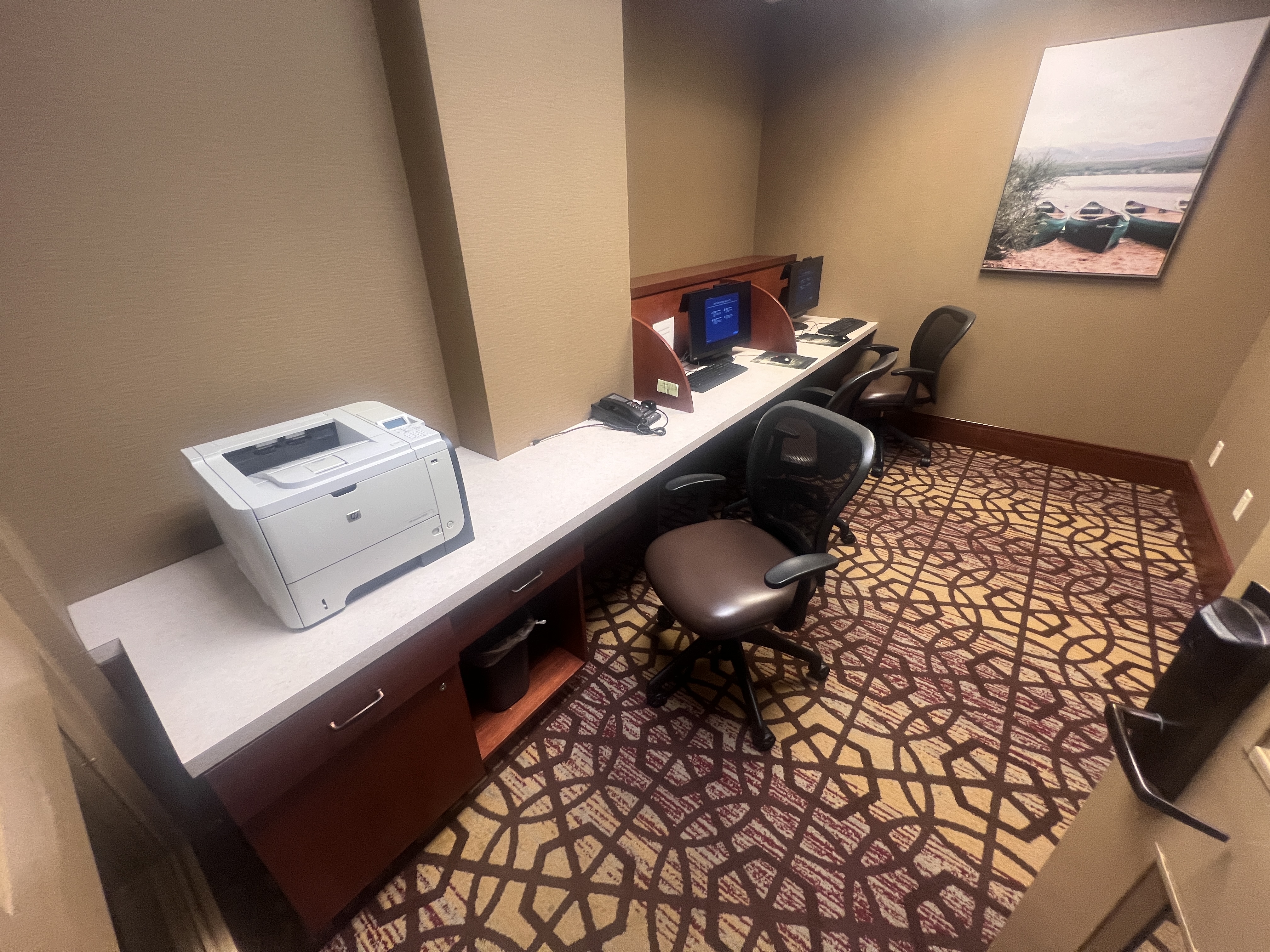 DoubleTree Fallsview Resort Spa by Hilton Niagara Falls business center DoubleTree Fallsview Resort Spa by Hilton Niagara Falls business center