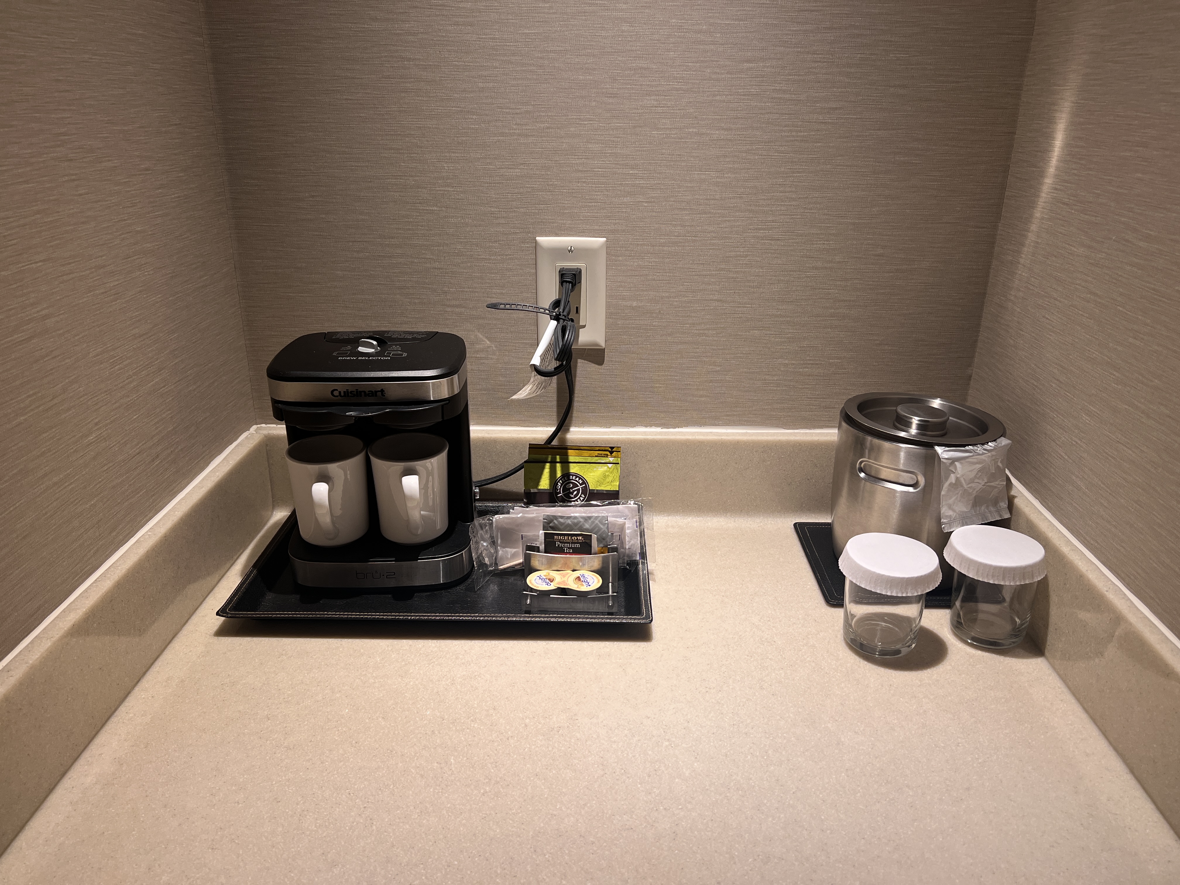 DoubleTree Fallsview Resort Spa by Hilton Niagara Falls room coffee and ice bucket DoubleTree Fallsview Resort Spa by Hilton Niagara Falls room coffee and ice bucket