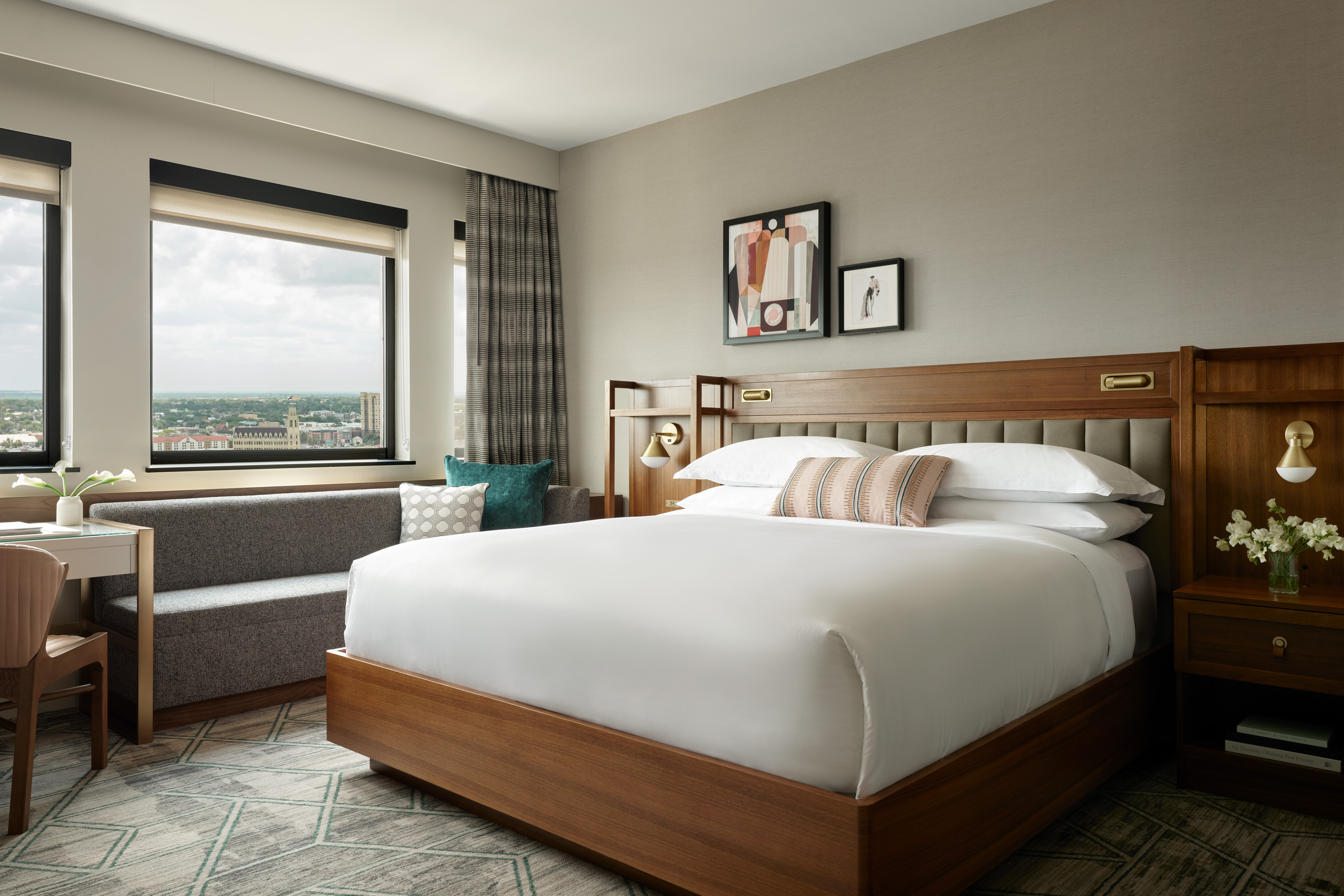 Intercontinental San Antonio Riverwalk guest room Intercontinental San Antonio Riverwalk guest room