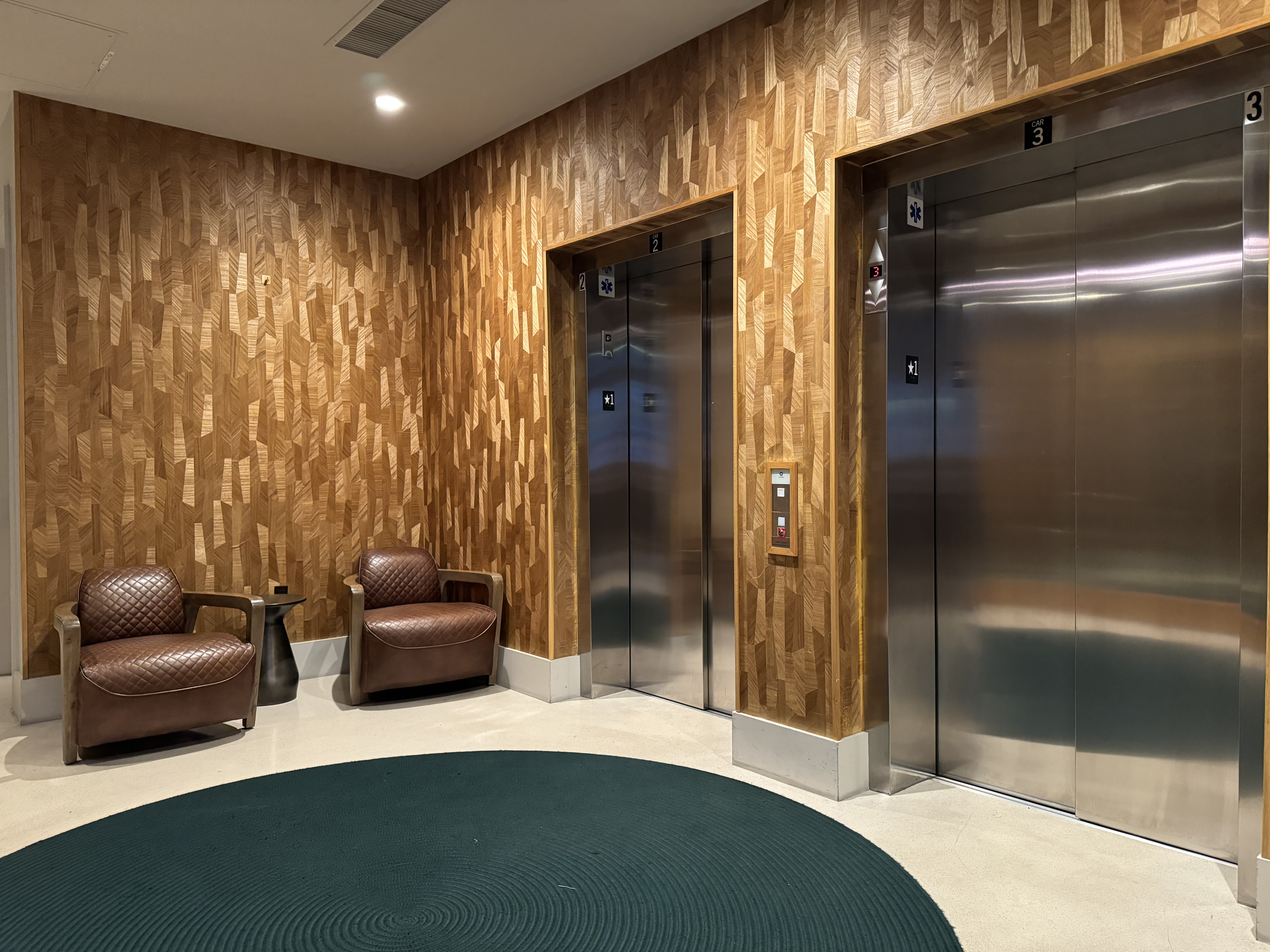 Kissel Uptown Oakland elevator waiting area lobby