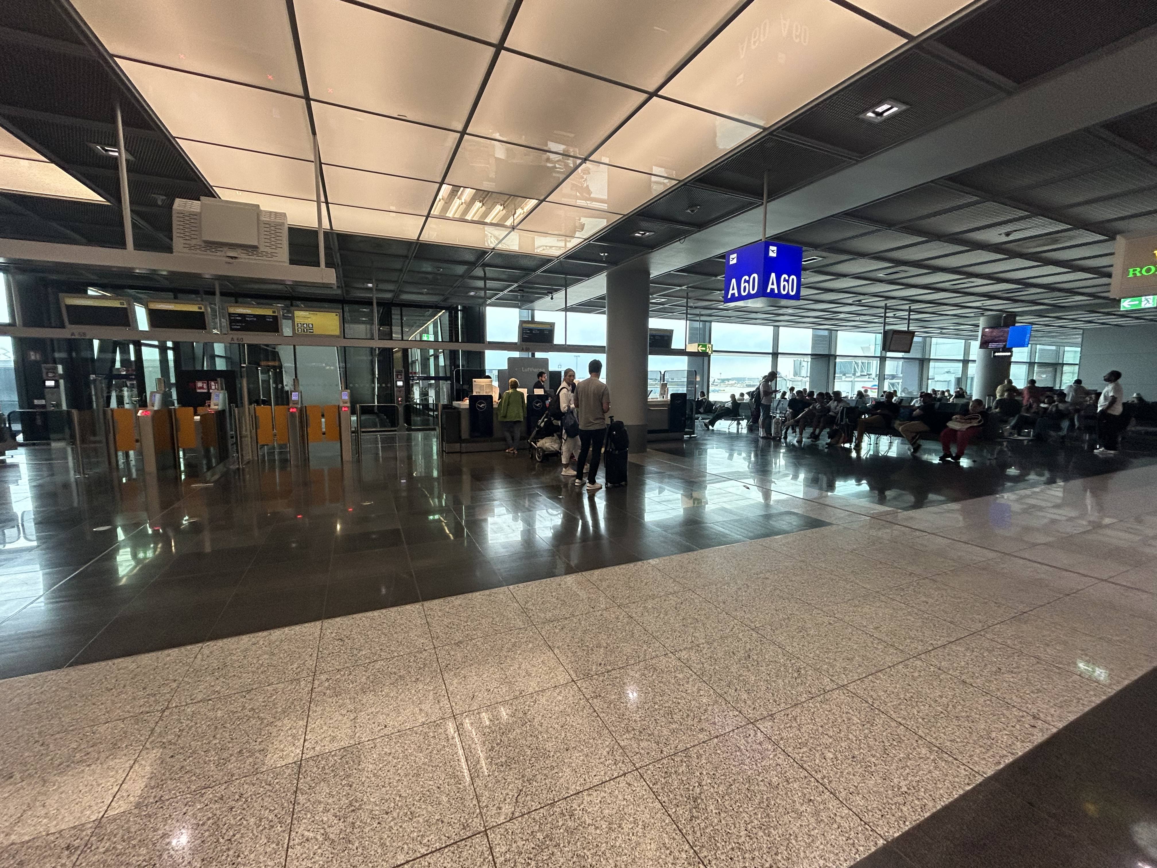 Lufthansa Business Class Boarding Gate FRA Lufthansa Business Class Boarding Gate FRA