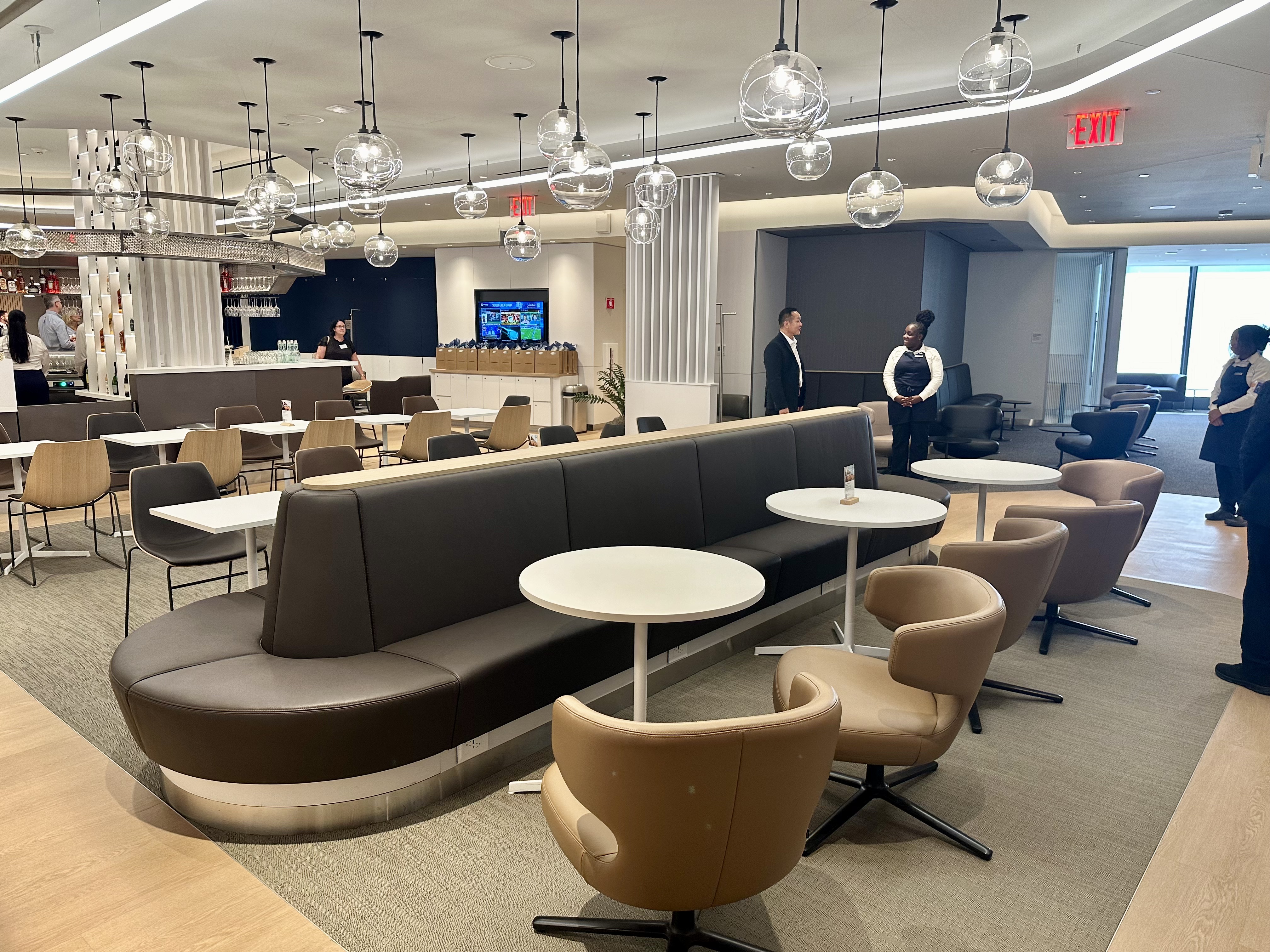 Lufthansa-Business-Class-Lounge Lufthansa New Lounge EWR