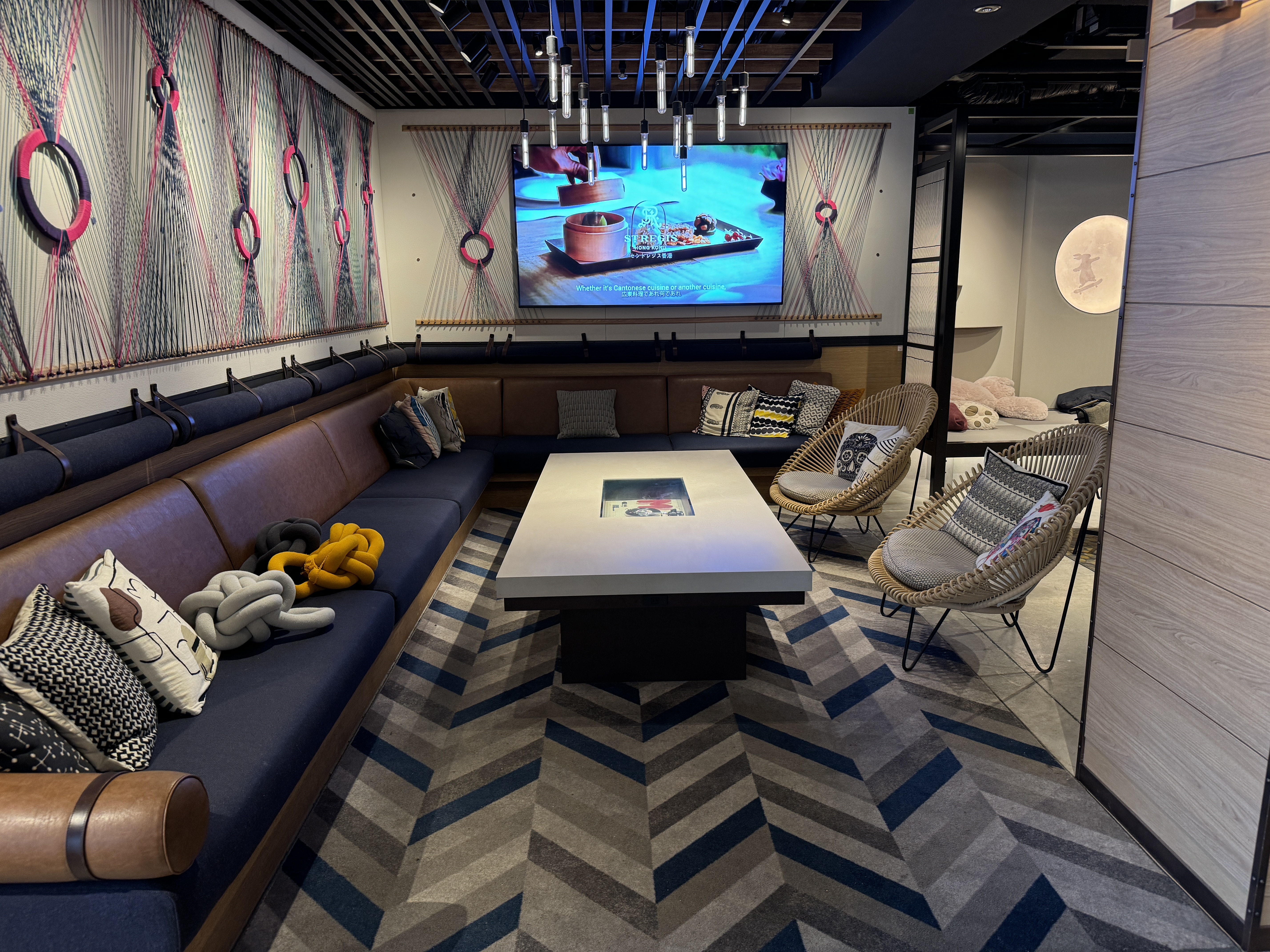 Moxy Kyoto lobby sofa wall