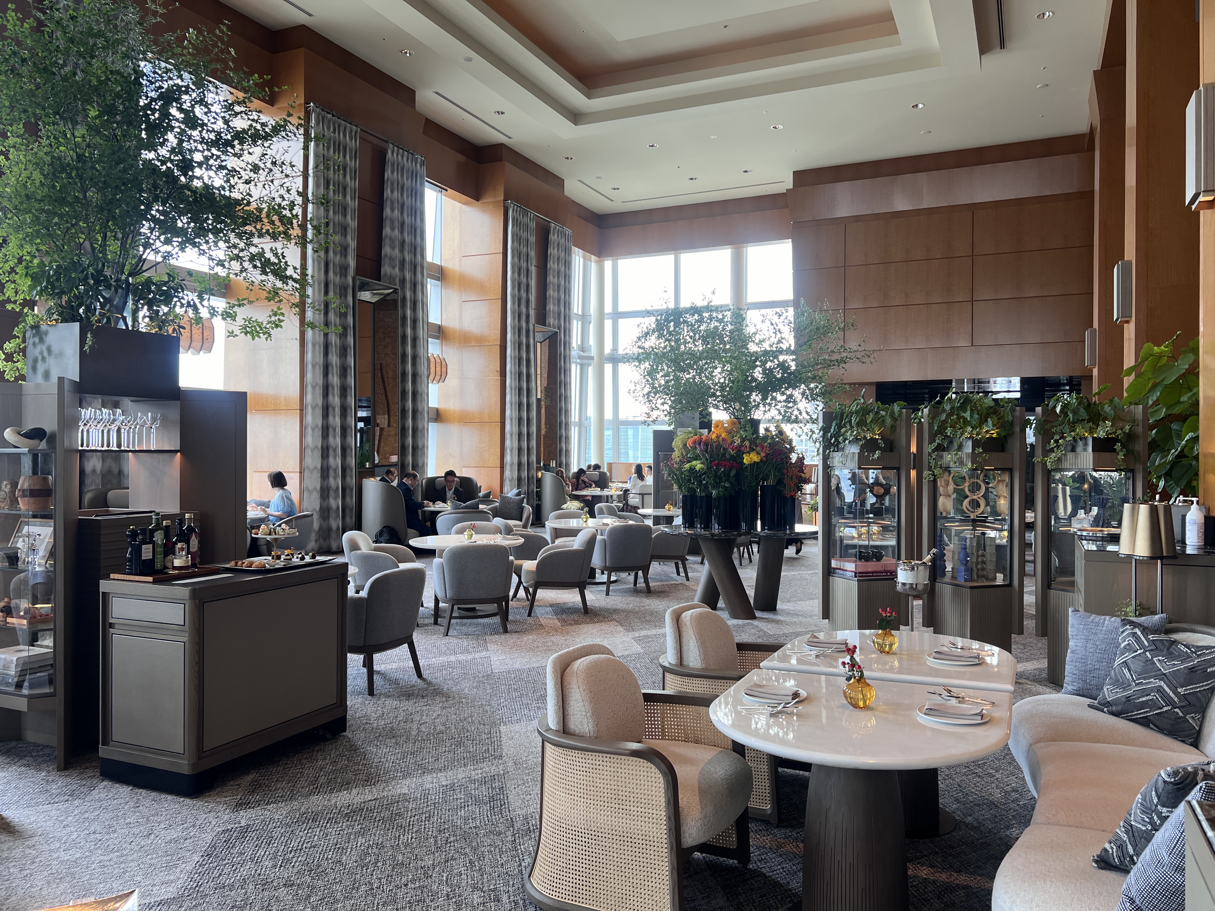 Ritz Carlton Tokyo lobby lounge Ritz Carlton Tokyo lobby lounge