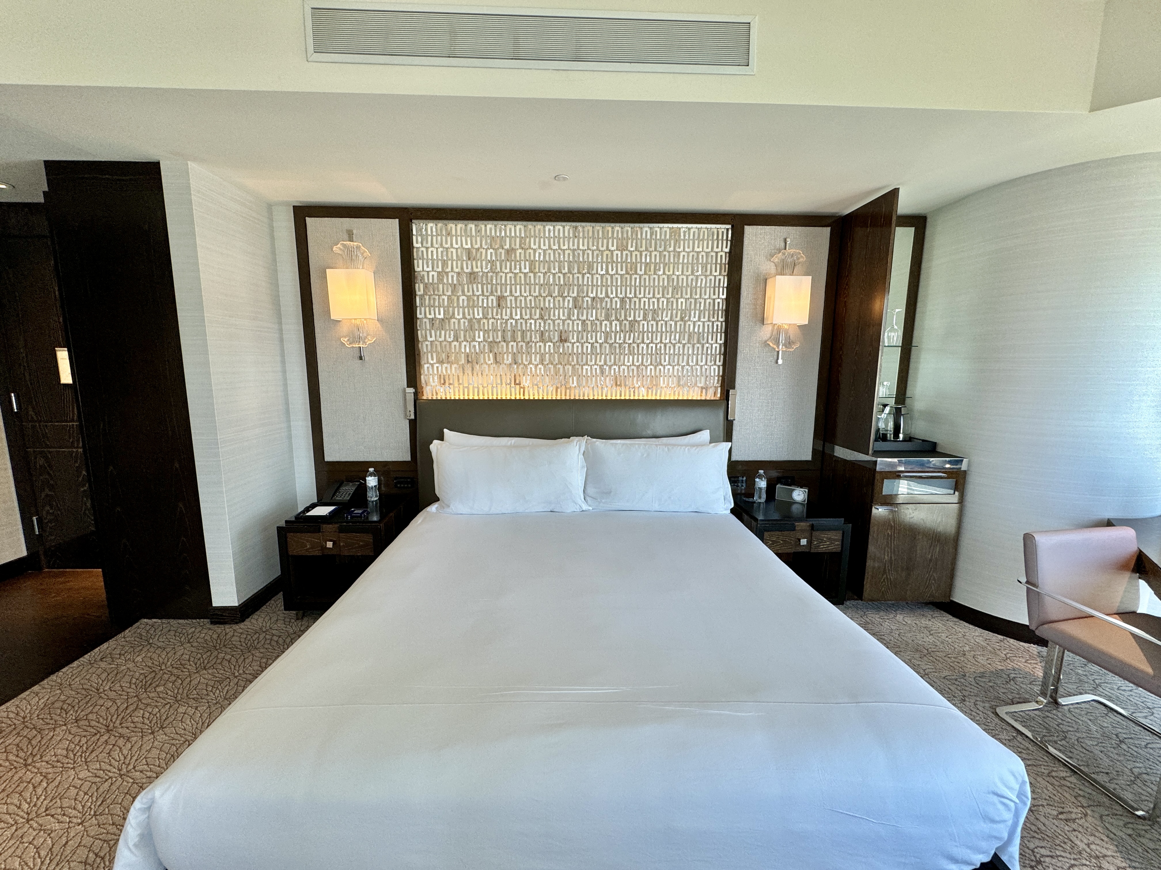 Waldorf Astoria Las Vegas King Bed Waldorf Astoria Las Vegas King Bed