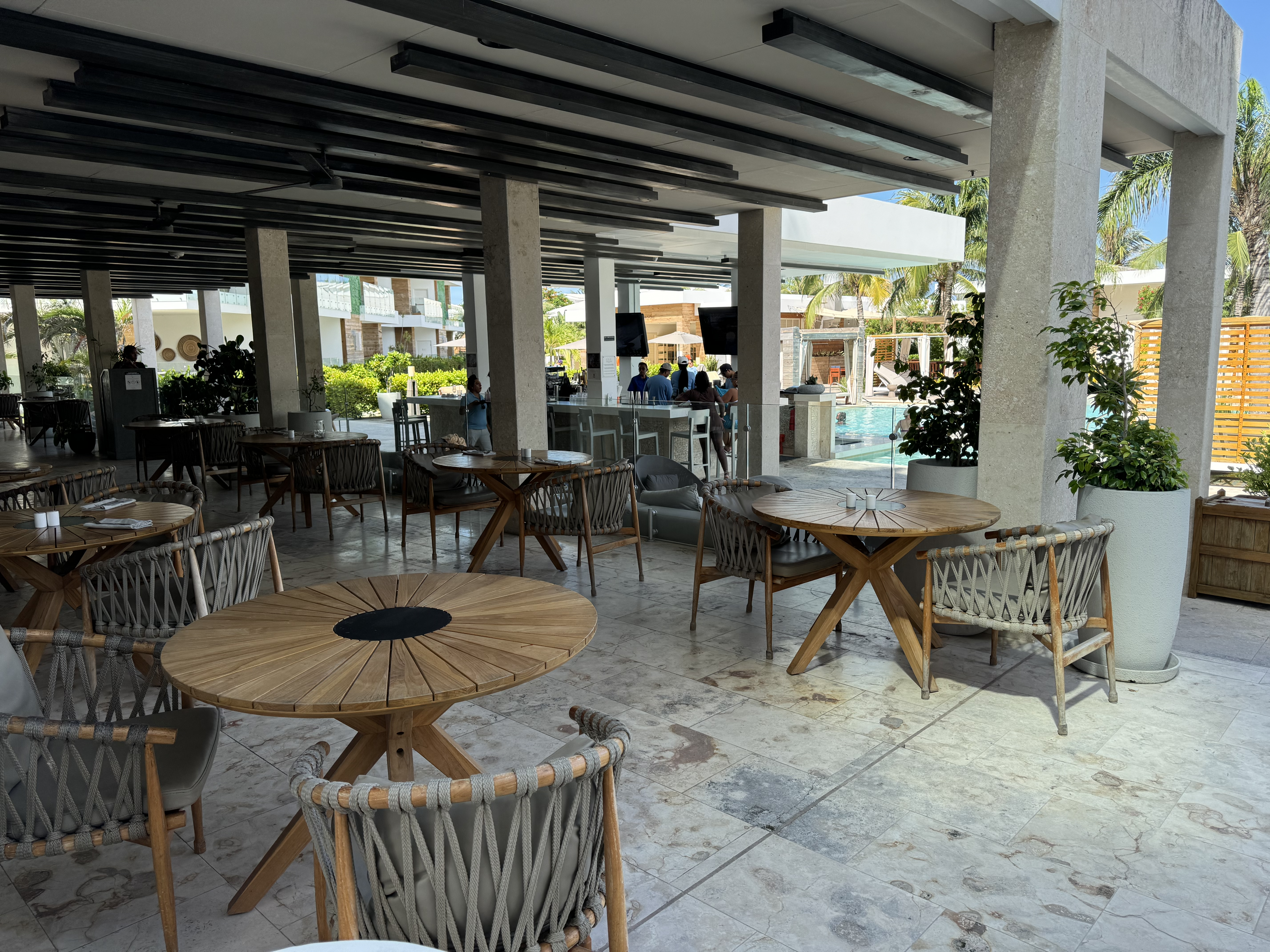Alaia Belize Autograph Collection Sea Salt view to pool