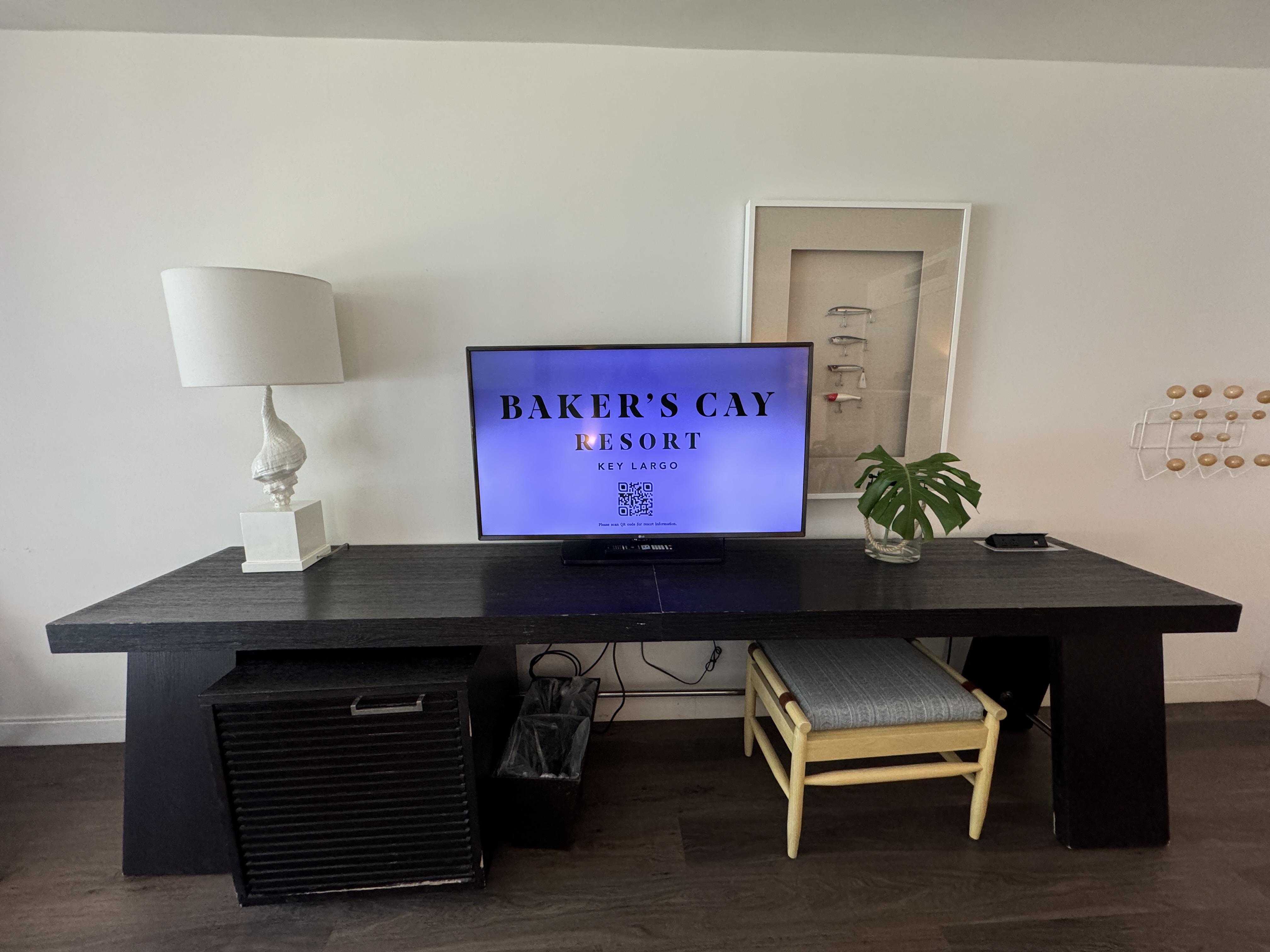 Bakers Cay Room Desk Bakers Cay Room Desk