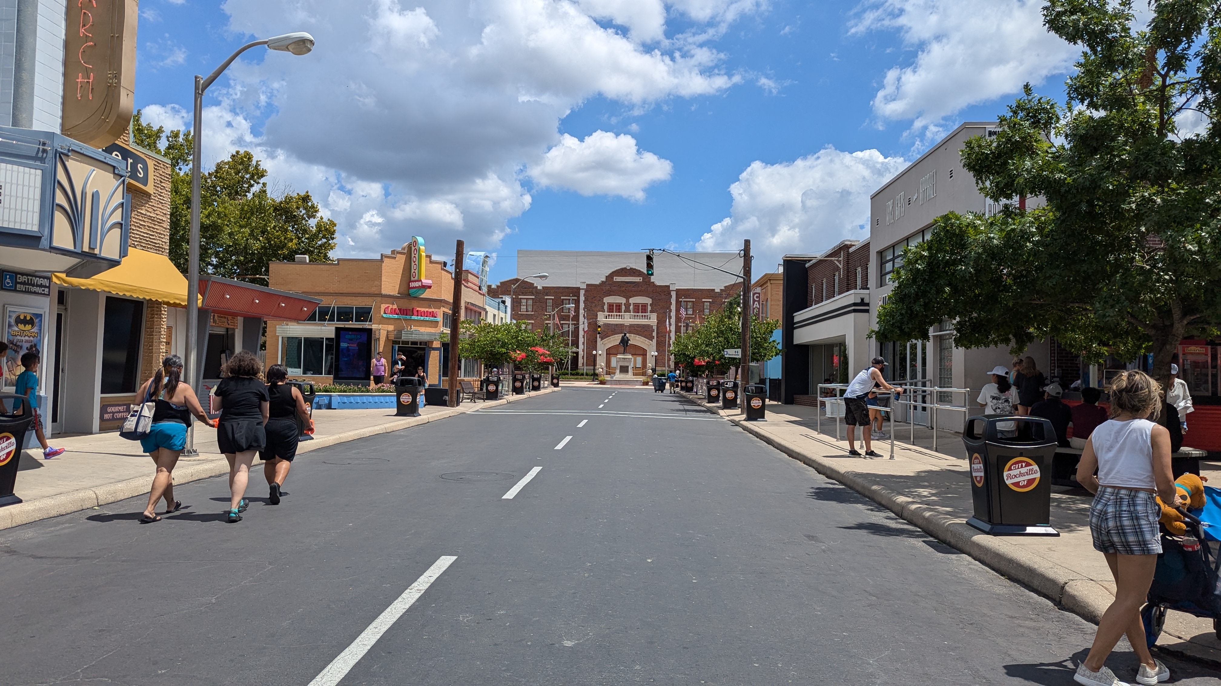 Empty park in the heat at Six Flags Fiesta Texas Empty park in the heat at Six Flags Fiesta Texas