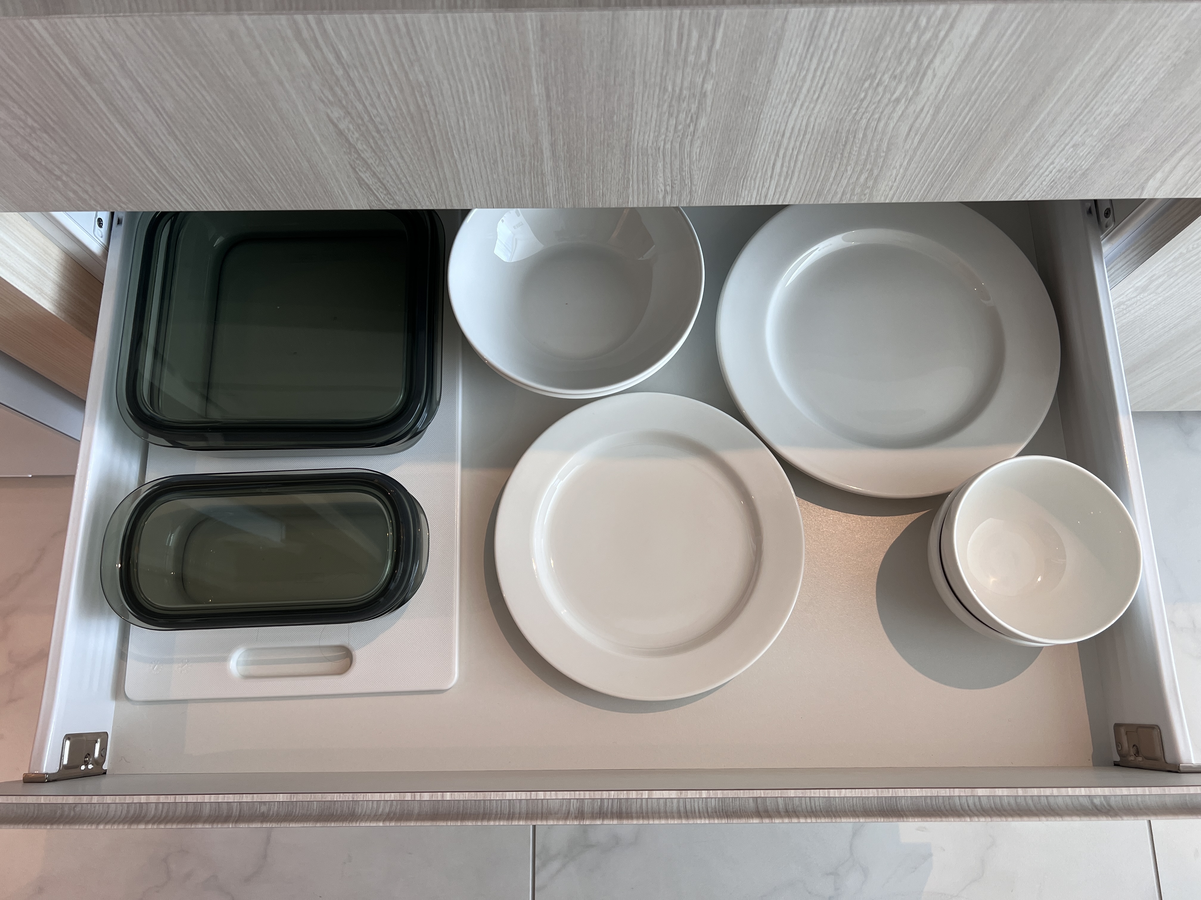 Hyatt House Tokyo Shibuya guest room cooking glassware Hyatt House Tokyo Shibuya guest room cooking glassware