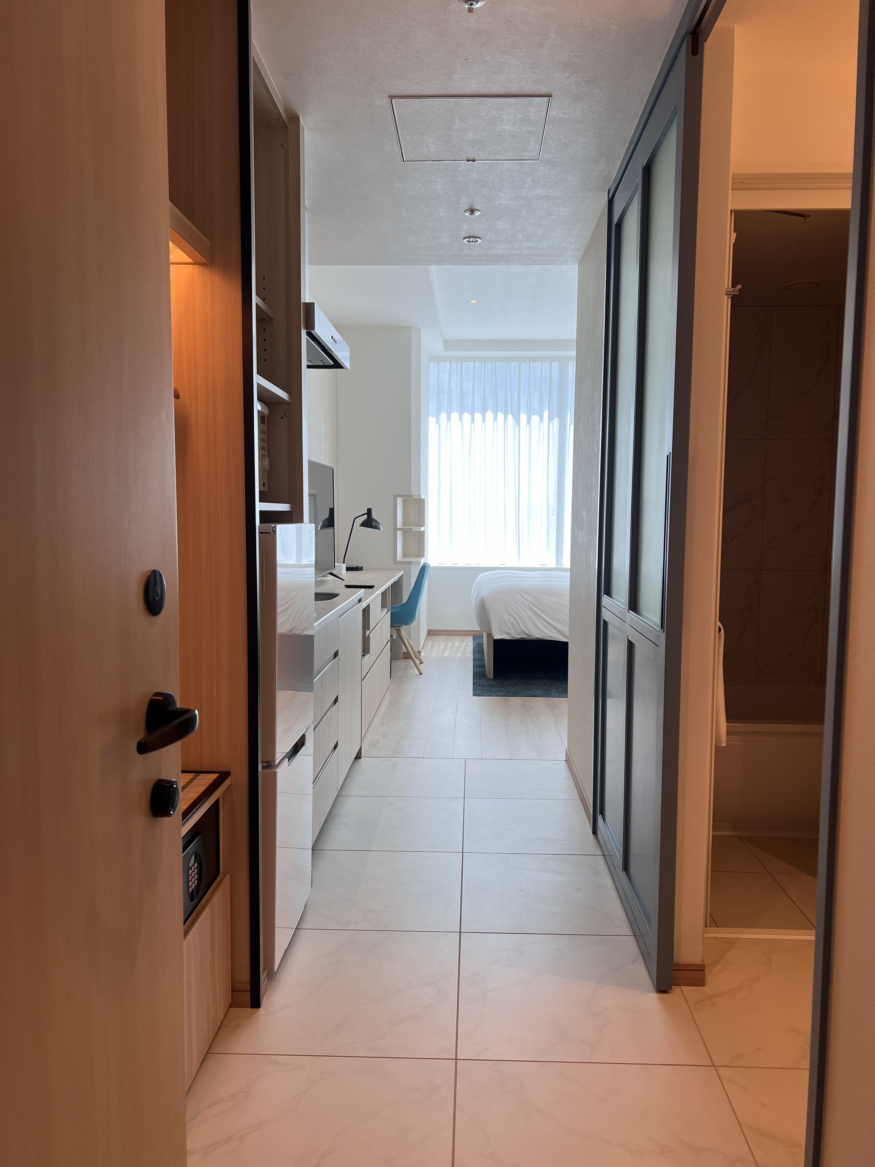 Hyatt House Tokyo Shibuya guest room foyer view Hyatt House Tokyo Shibuya guest room foyer view