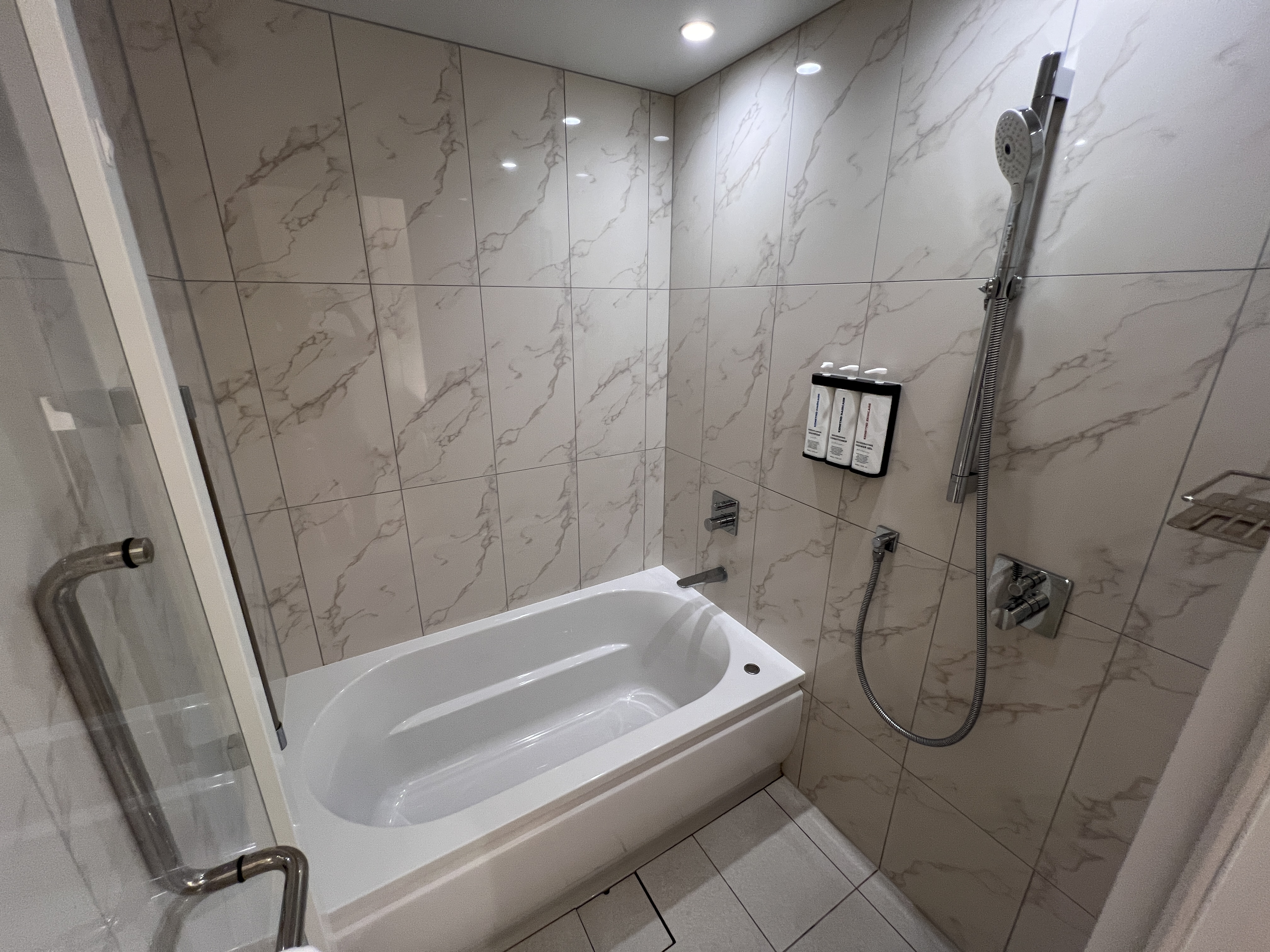Hyatt House Tokyo Shibuya shower room Hyatt House Tokyo Shibuya shower room