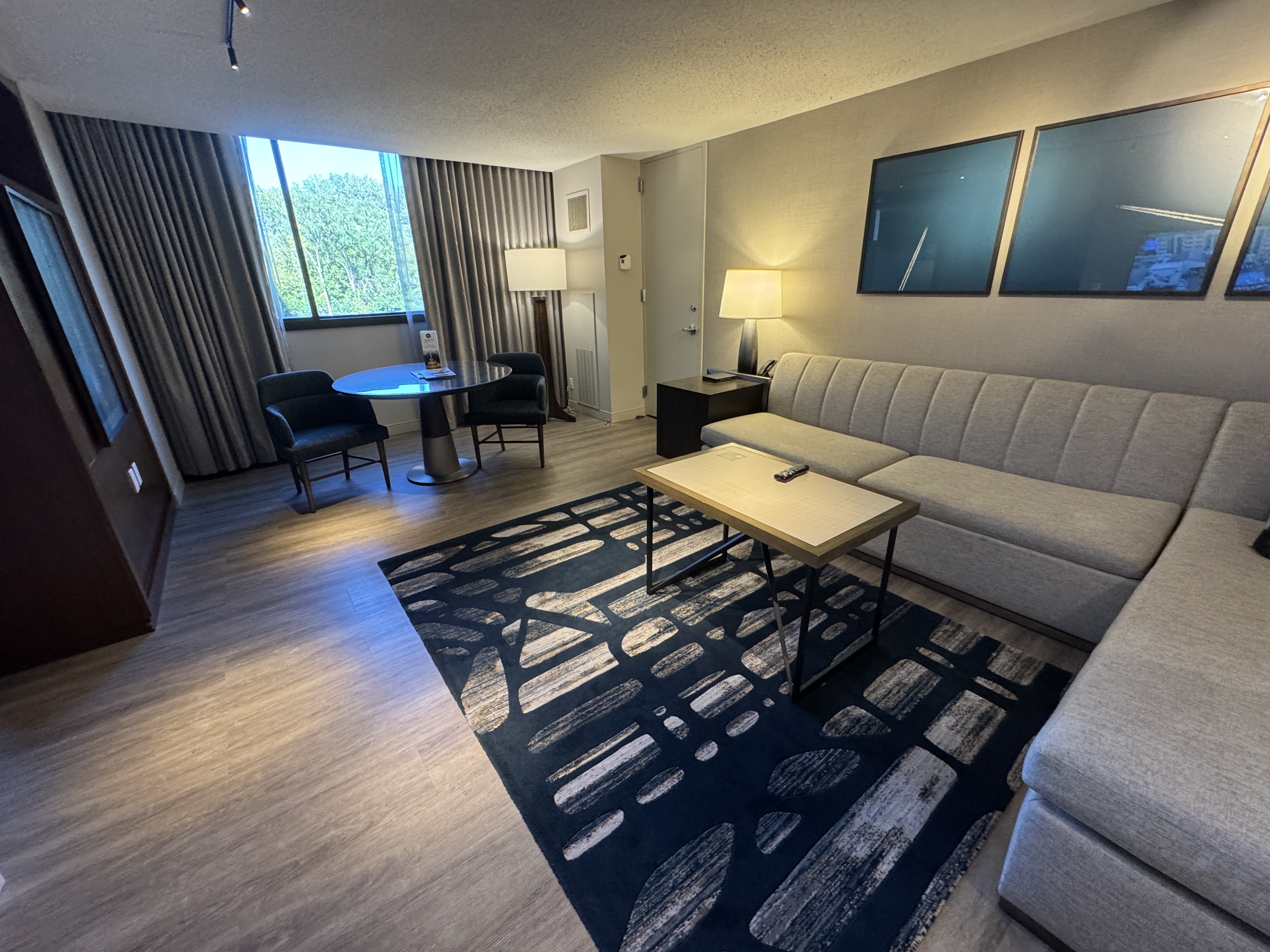 Hyatt Regency OHare Suite Living Room Hyatt Regency OHare Suite Living Room