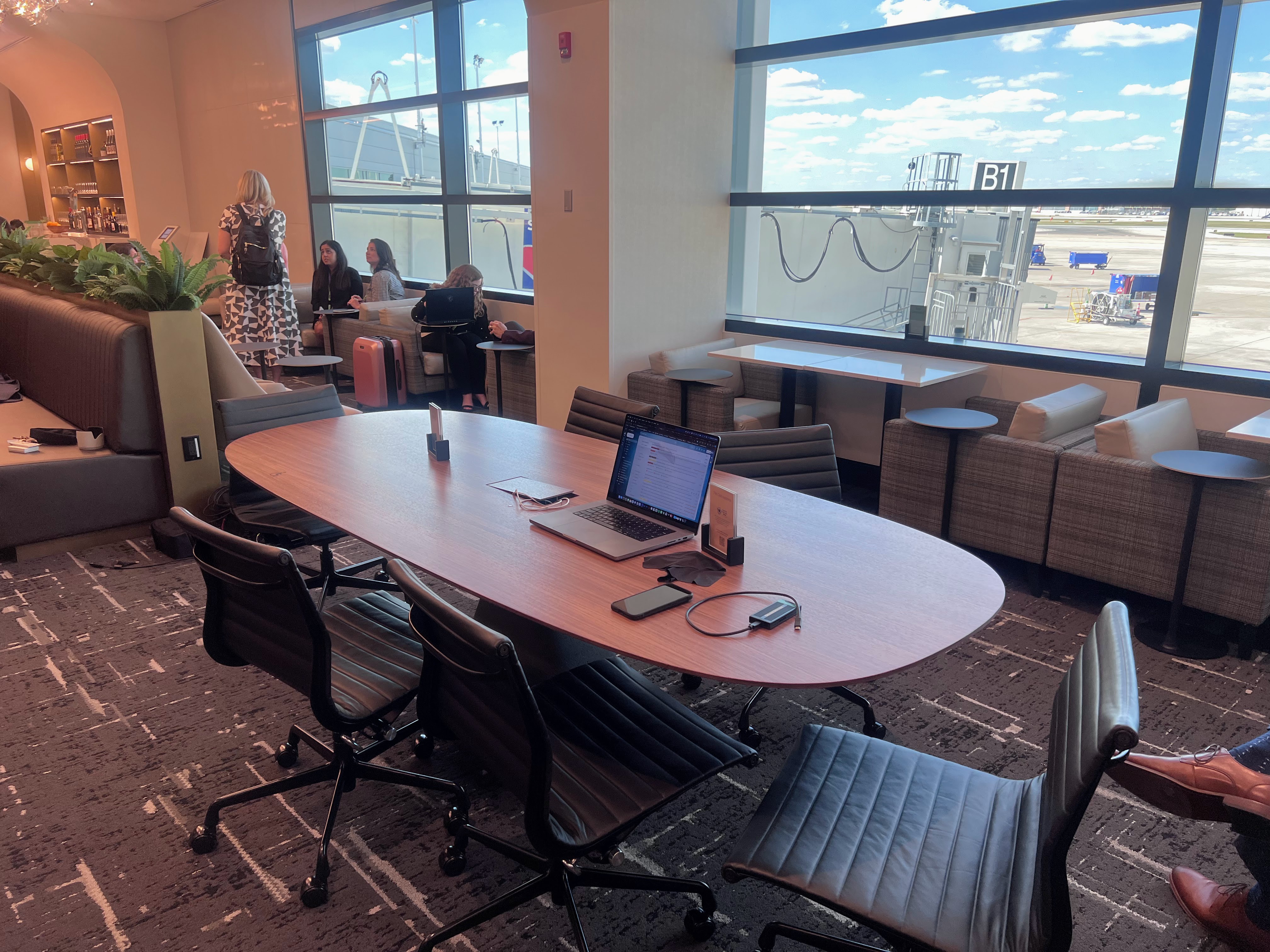 Midway Airport lounge seating Midway Airport lounge seating