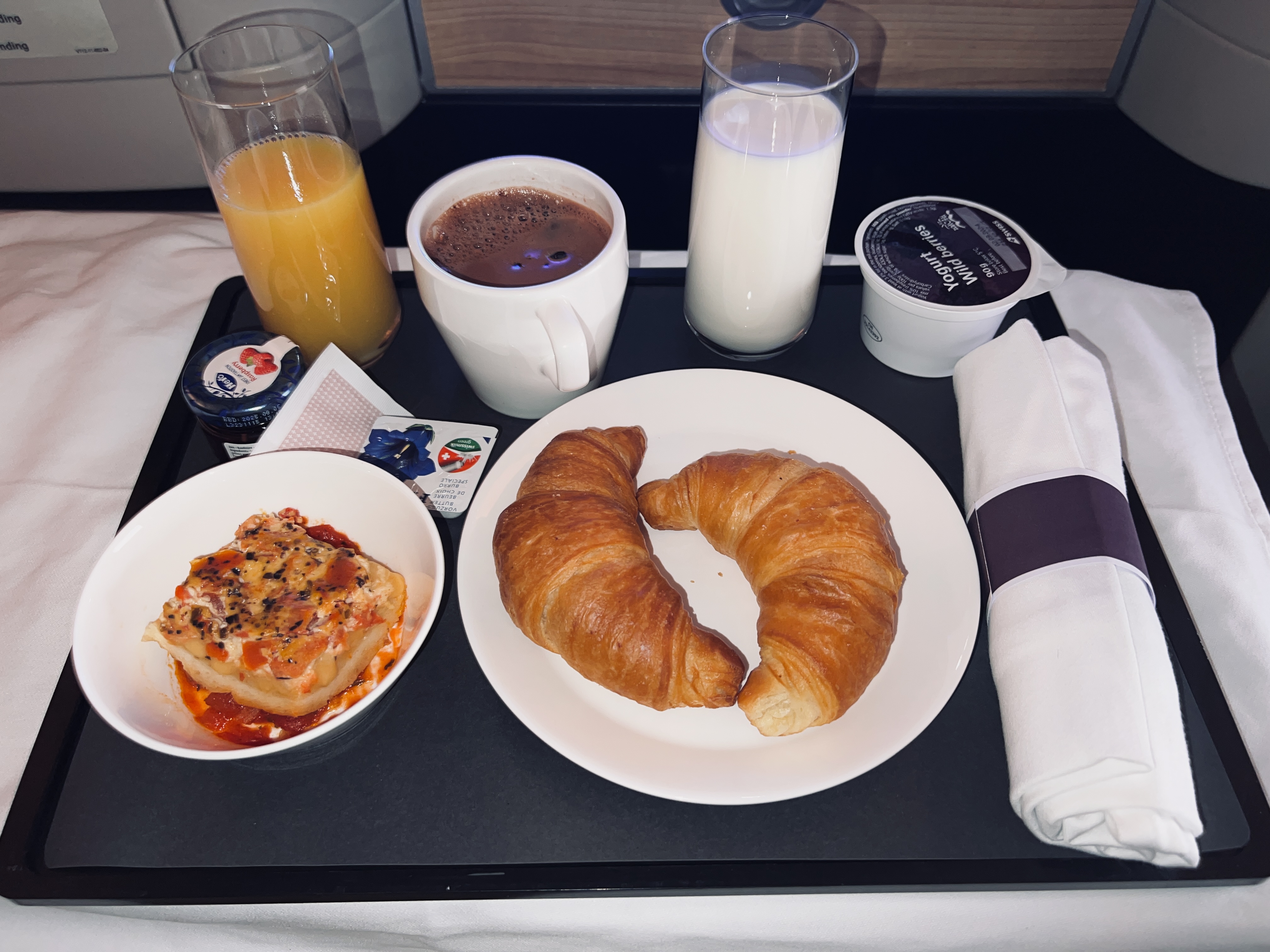 Swiss 777 business class breakfast Swiss 777 business class breakfast