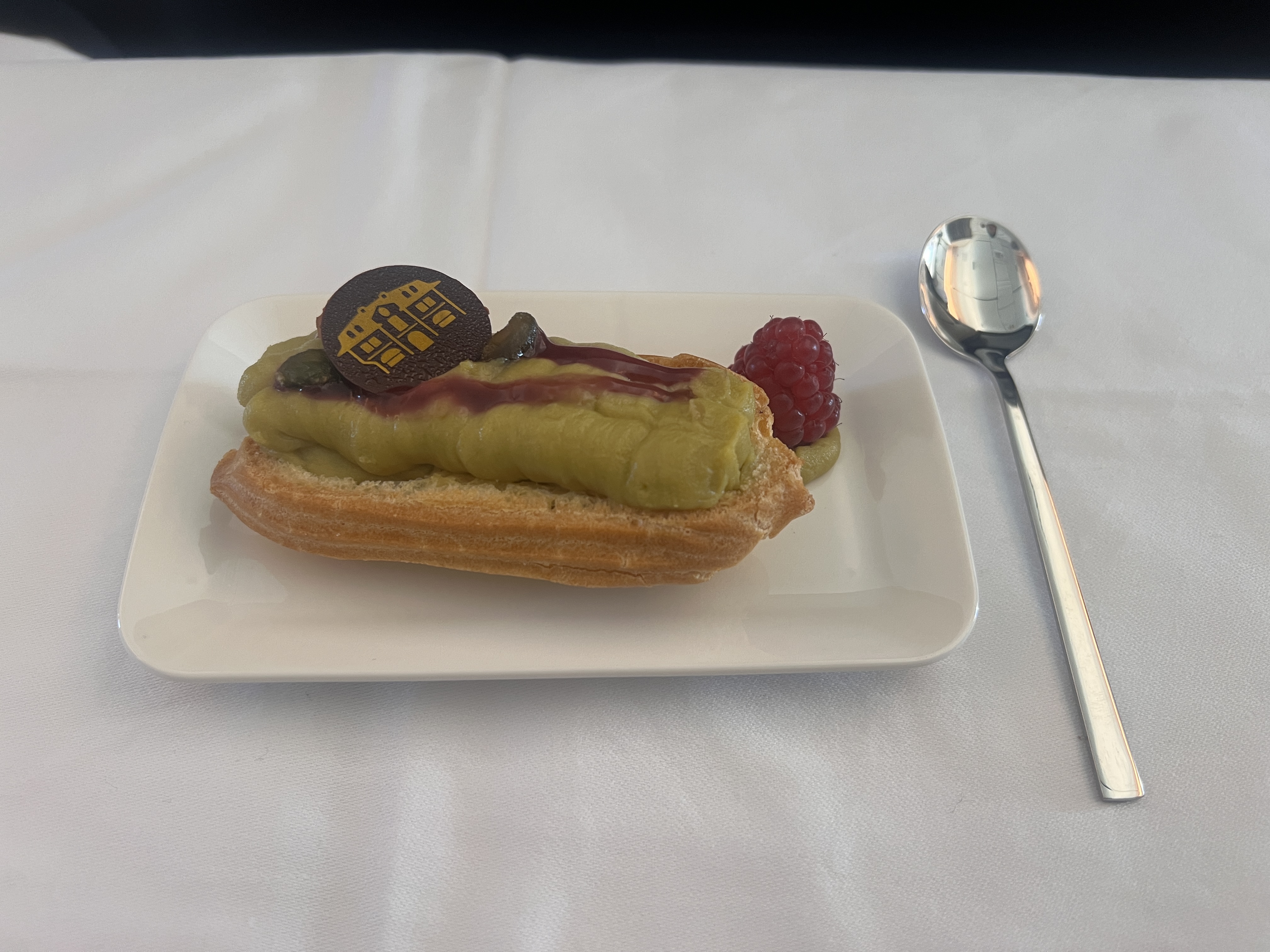 Swiss 777 business class dessert Swiss 777 business class dessert