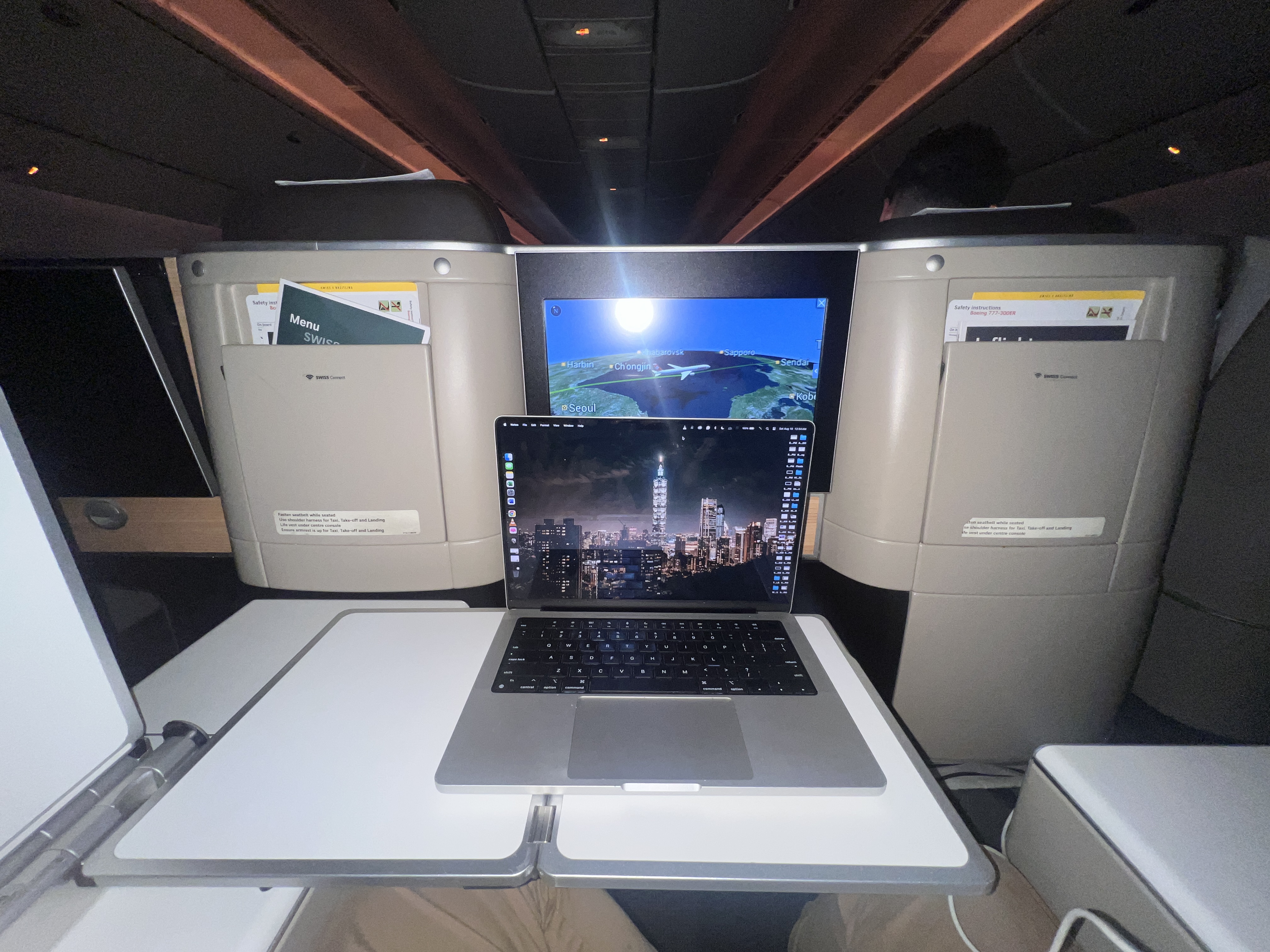 Swiss 777 business class inflight entertainment Swiss 777 business class inflight entertainment
