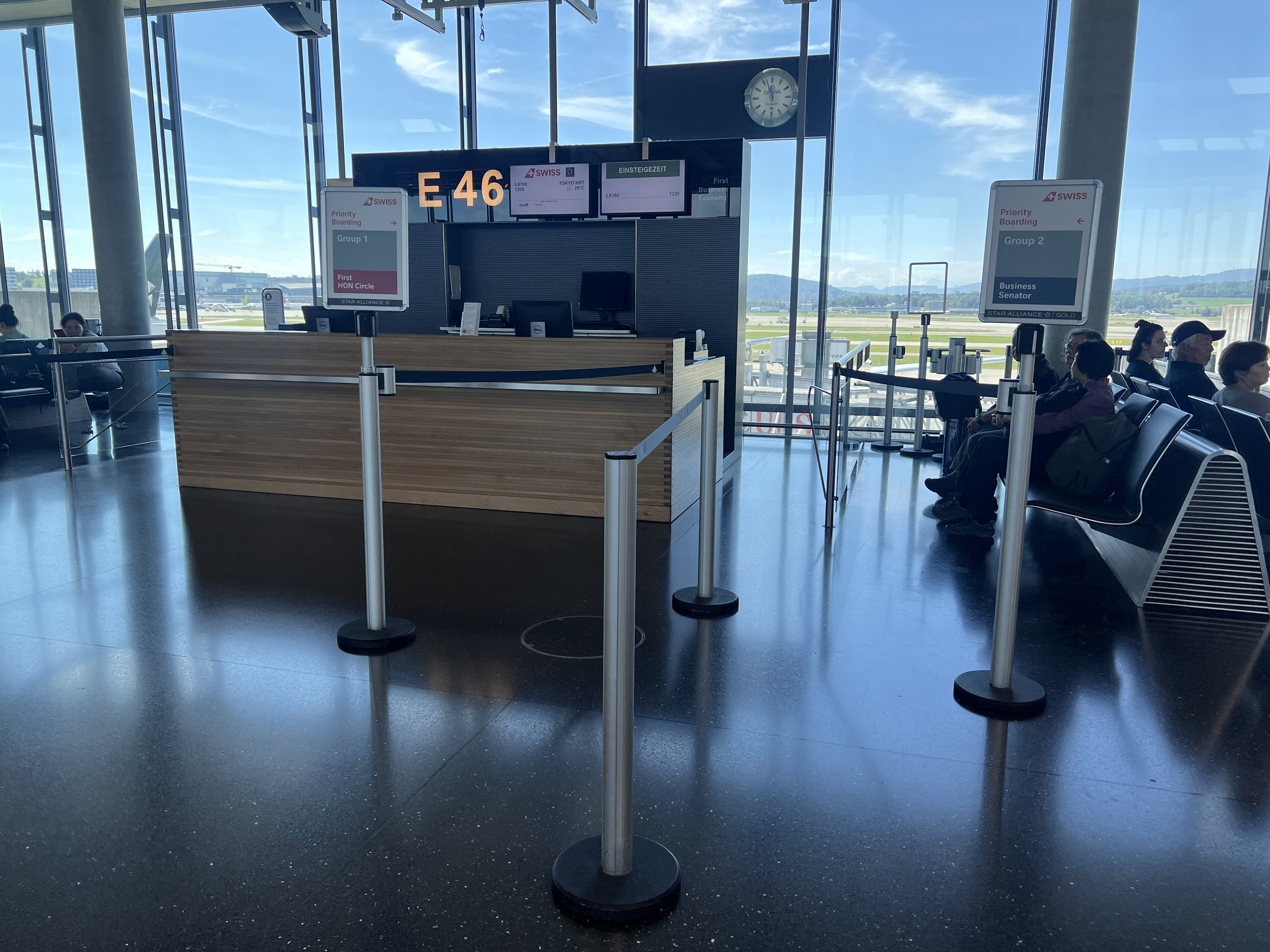 Swiss 777 business class priority lines Swiss 777 business class priority lines