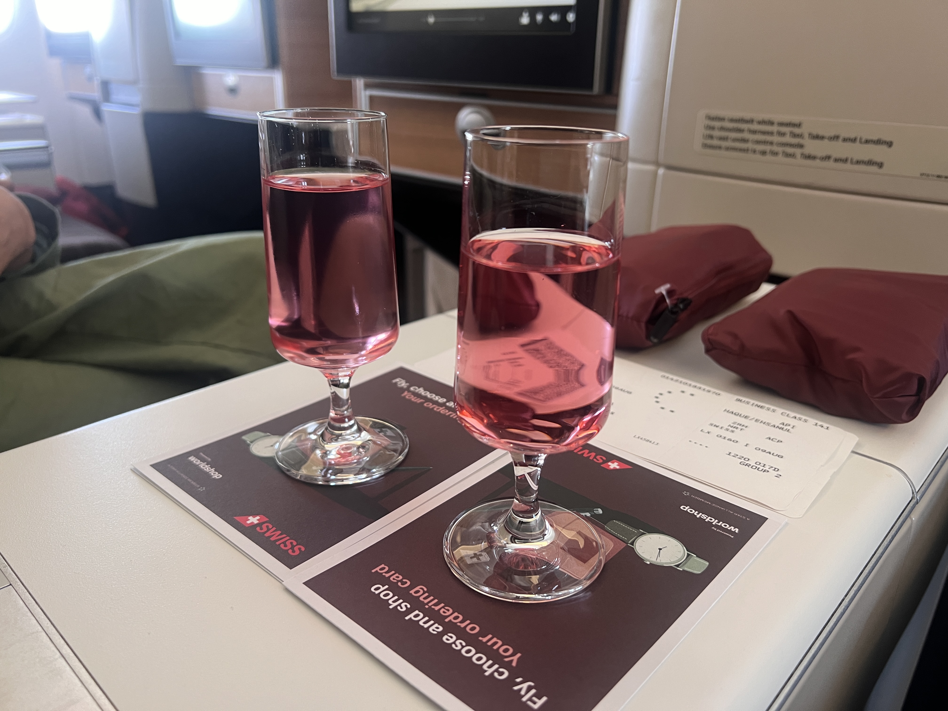 Swiss 777 business class welcome drinks Swiss 777 business class welcome drinks