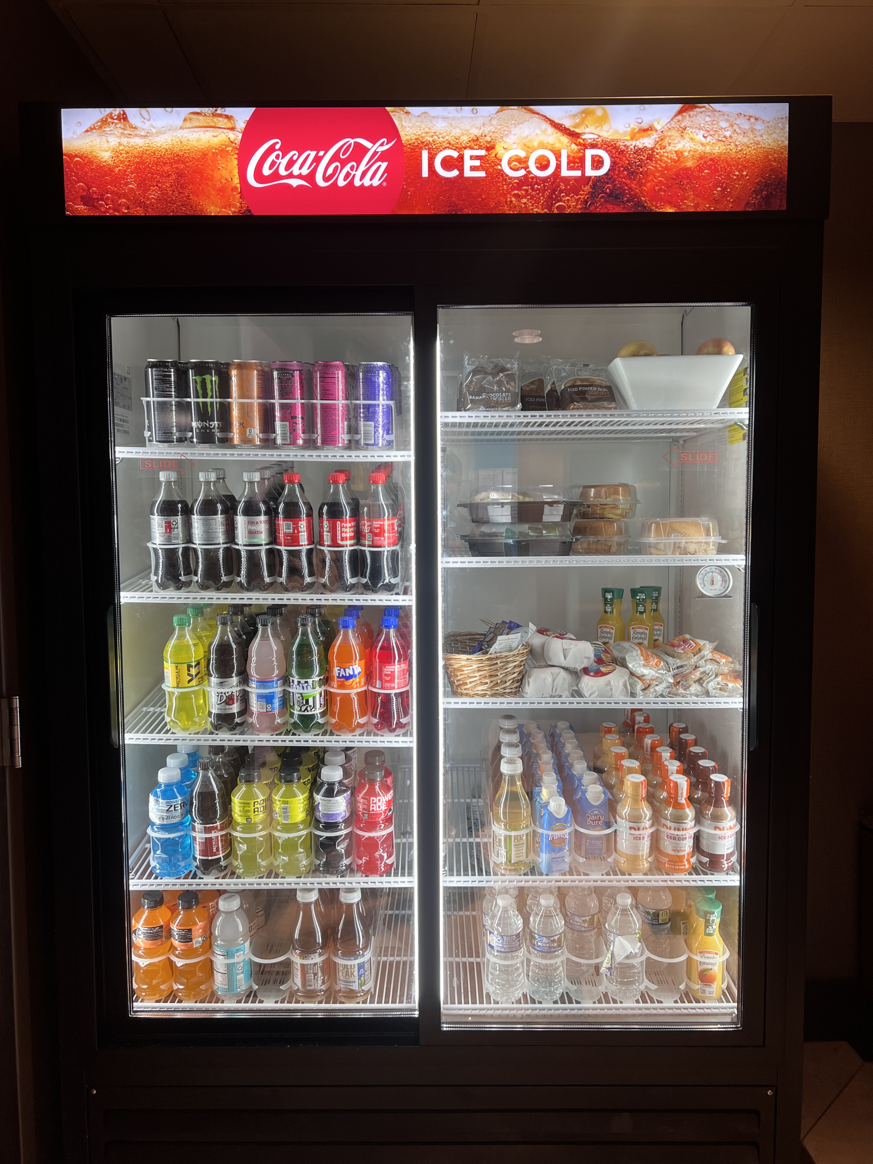 Crowne Plaza Suites MSP Airport Mall of America market drinks Crowne Plaza Suites MSP Airport Mall of America market drinks