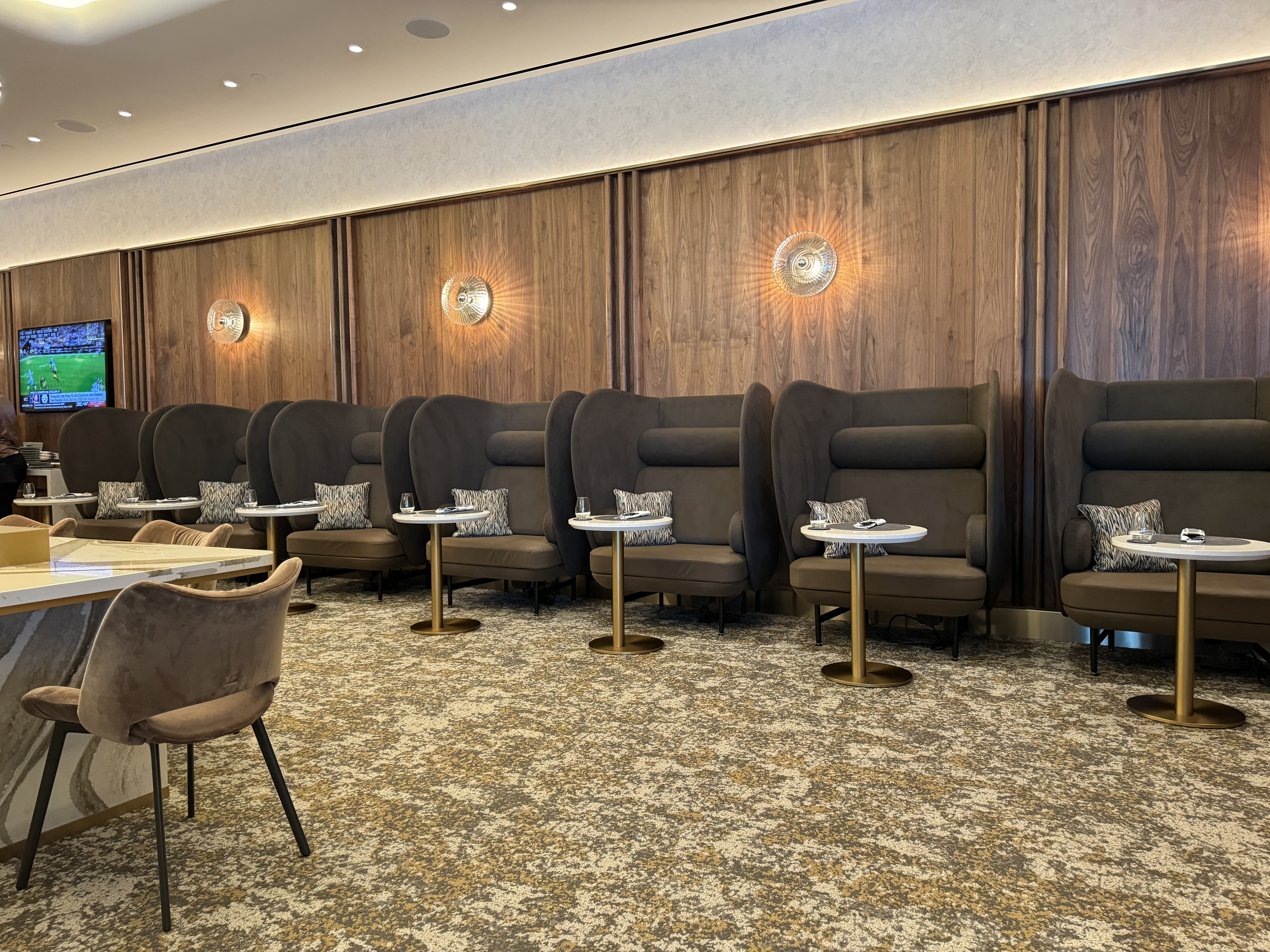 Delta One Lounge LAX Library Lounge seating Delta One Lounge LAX Library Lounge seating