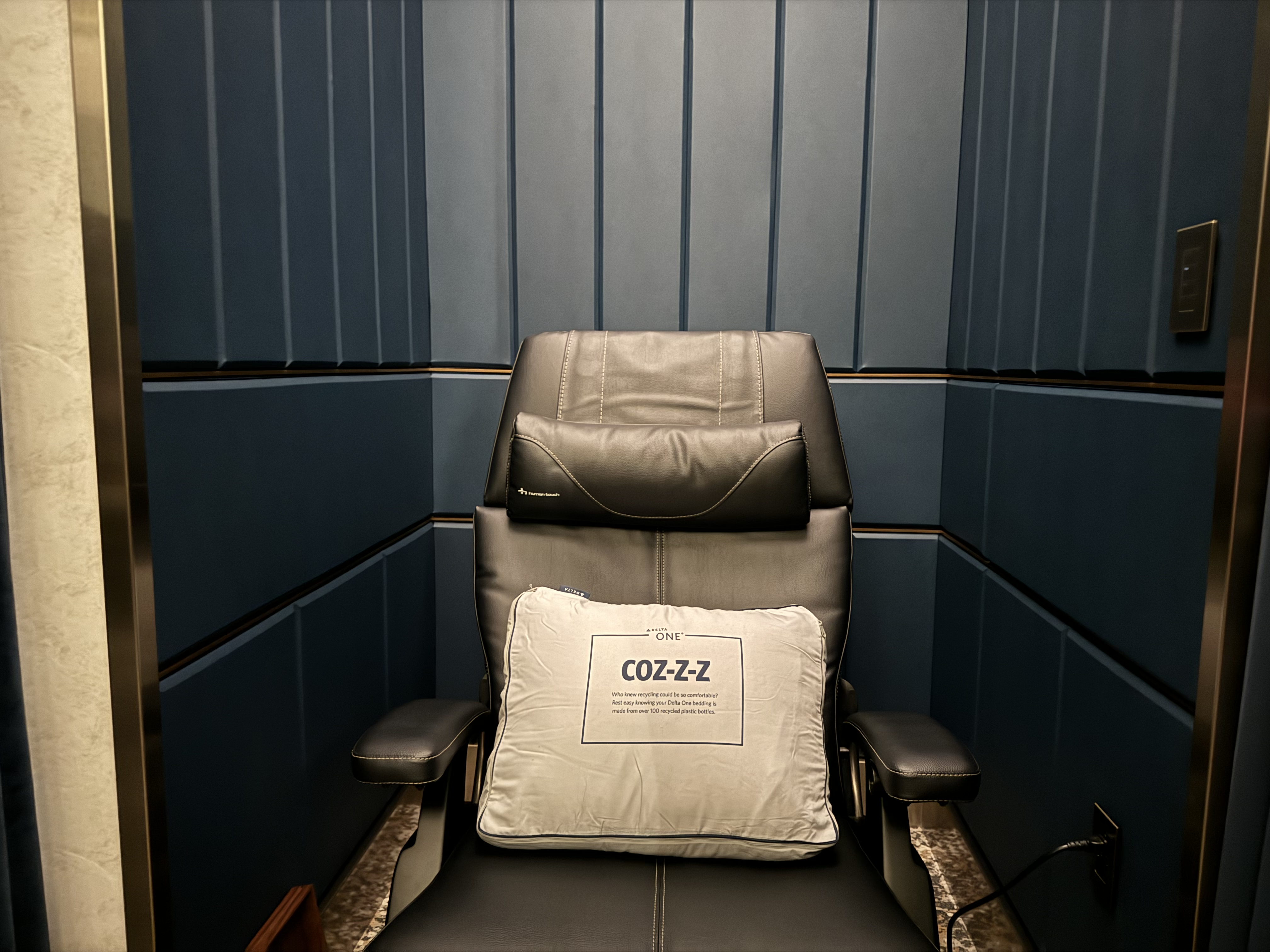 Delta One Lounge LAX Wellness Area massage chair Delta One Lounge LAX Wellness Area massage chair