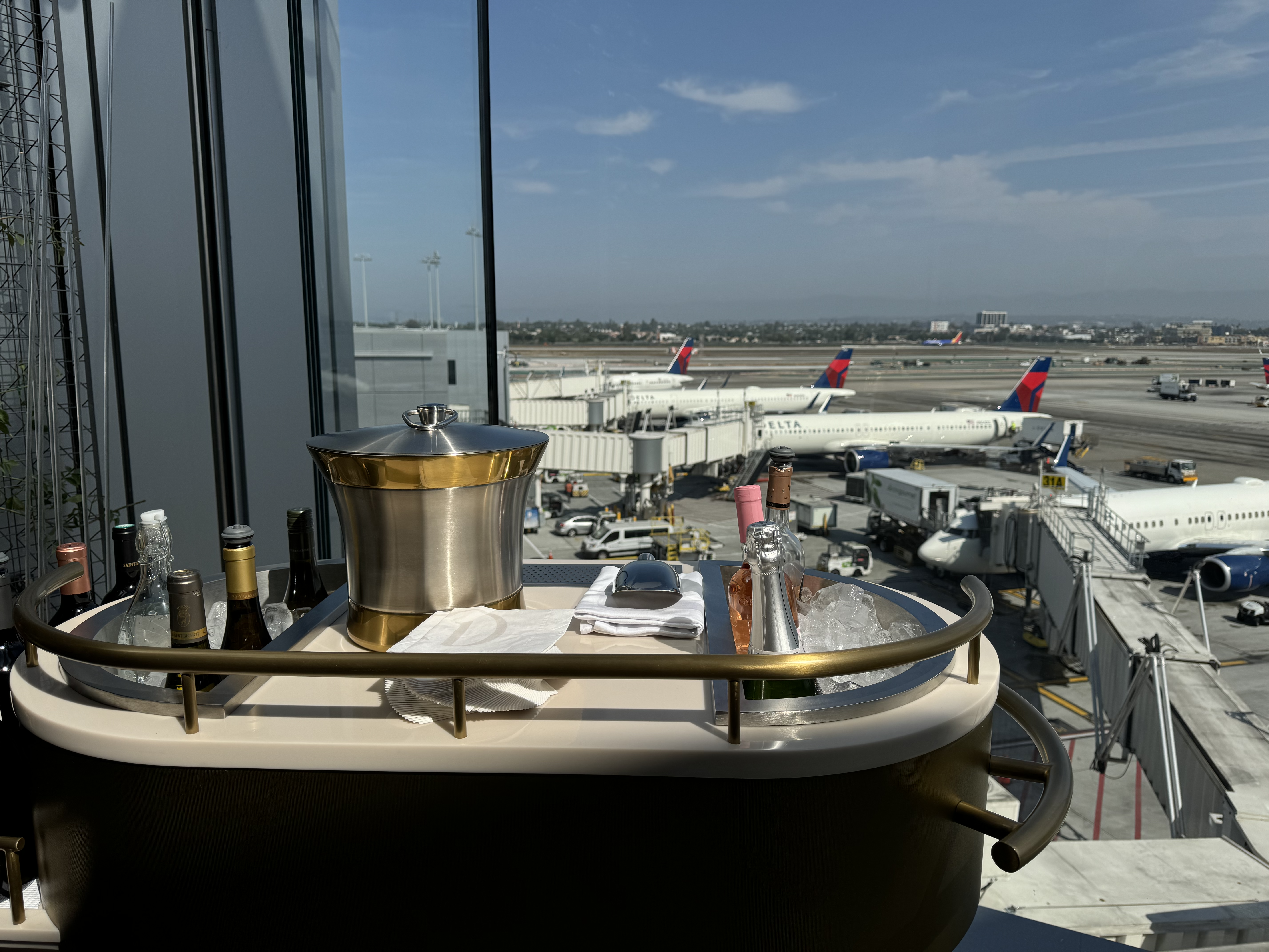 Delta One Lounge LAX terrace drink cart Delta One Lounge LAX terrace drink cart