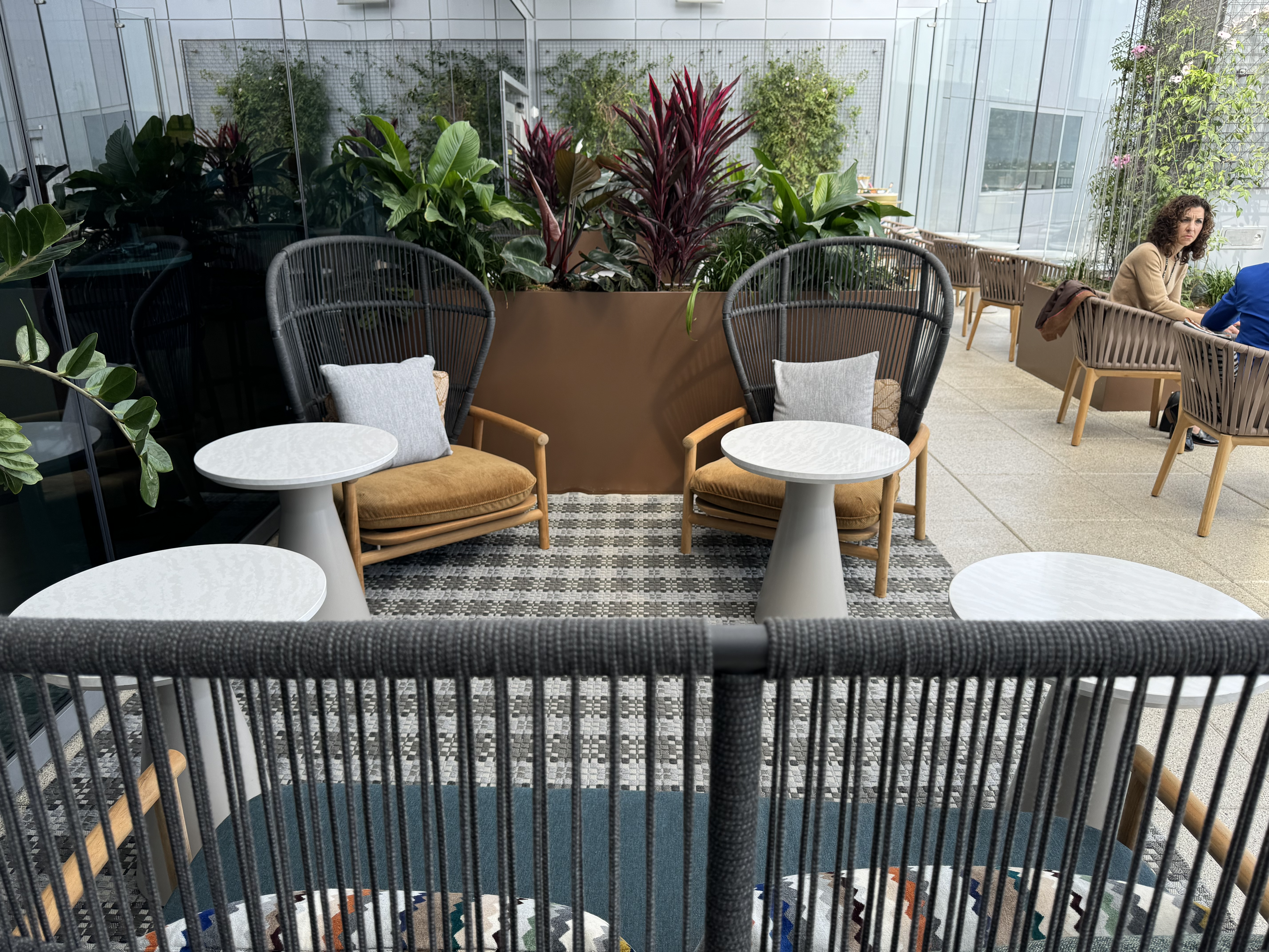 Delta One Lounge LAX terrace middle seating Delta One Lounge LAX terrace middle seating
