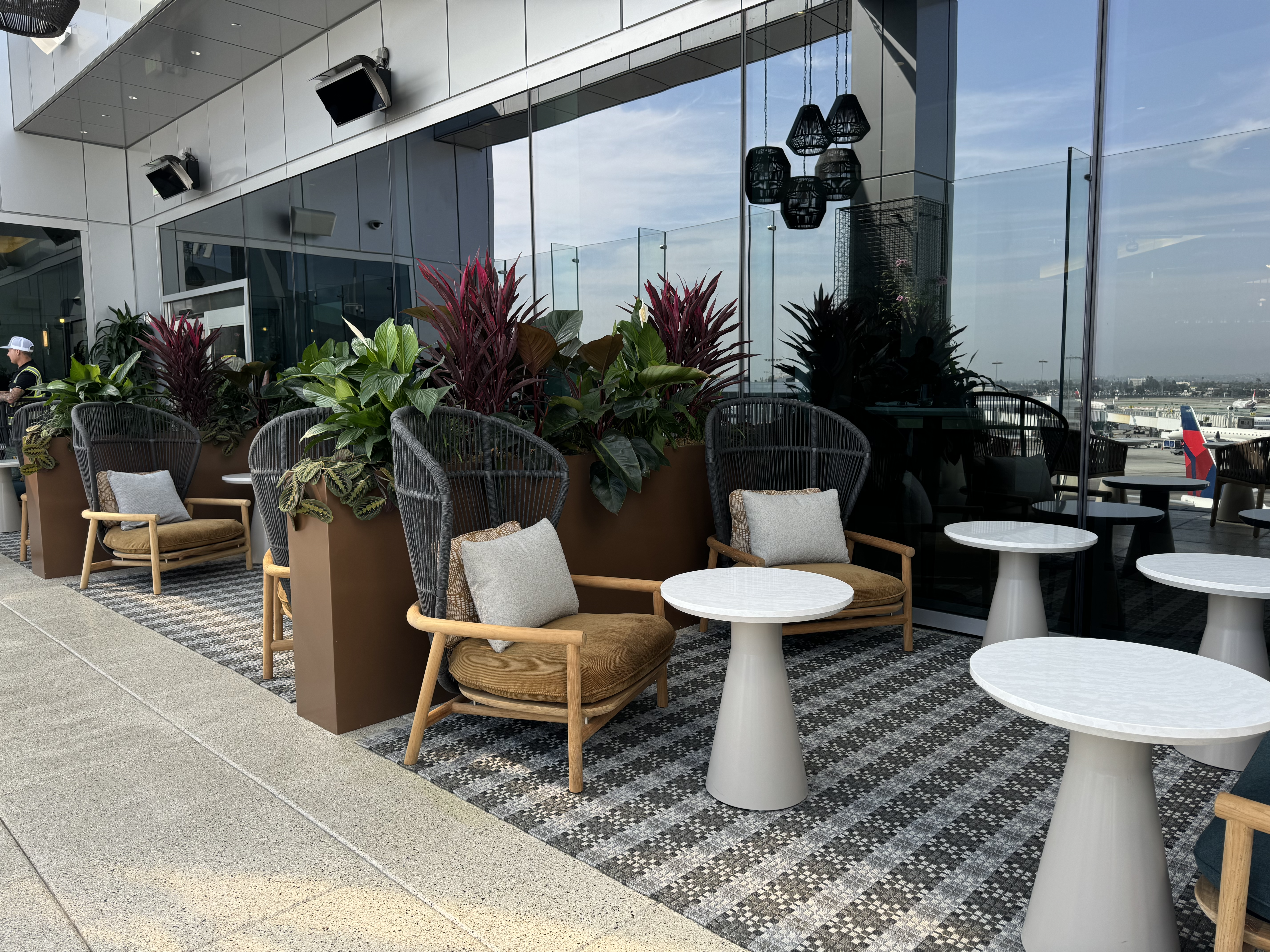 Delta One Lounge LAX terrace Delta One Lounge LAX terrace