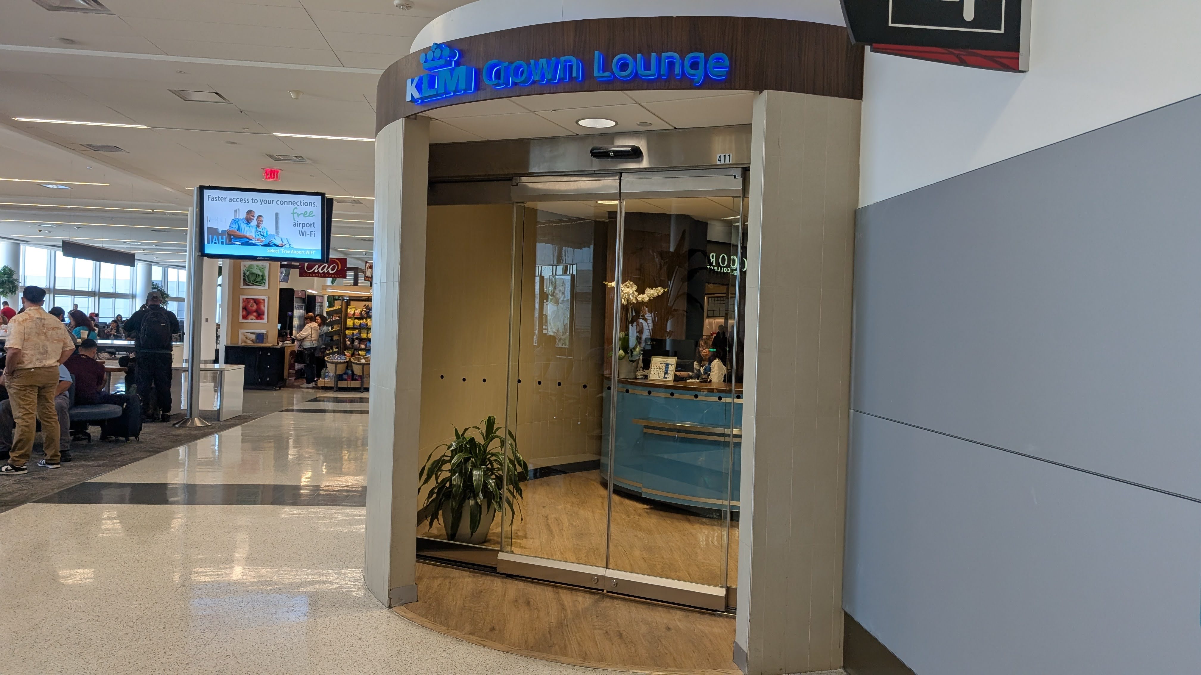 Frontier IAH to ONT Terminal D KLM Crown Lounge entrance Frontier IAH to ONT Terminal D KLM Crown Lounge entrance