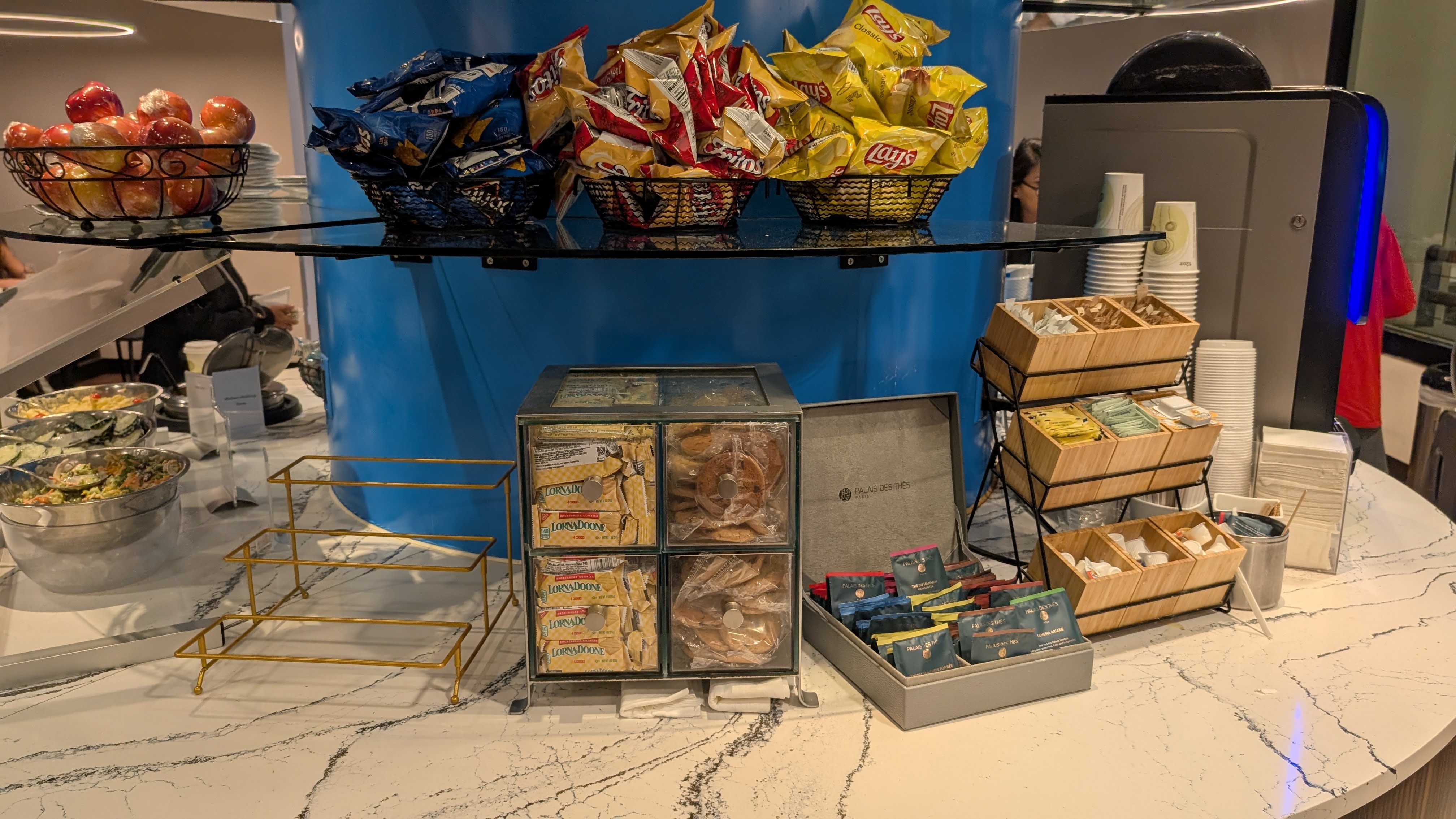 Frontier IAH to ONT Terminal D KLM Crown Lounge snack buffet Frontier IAH to ONT Terminal D KLM Crown Lounge snack buffet