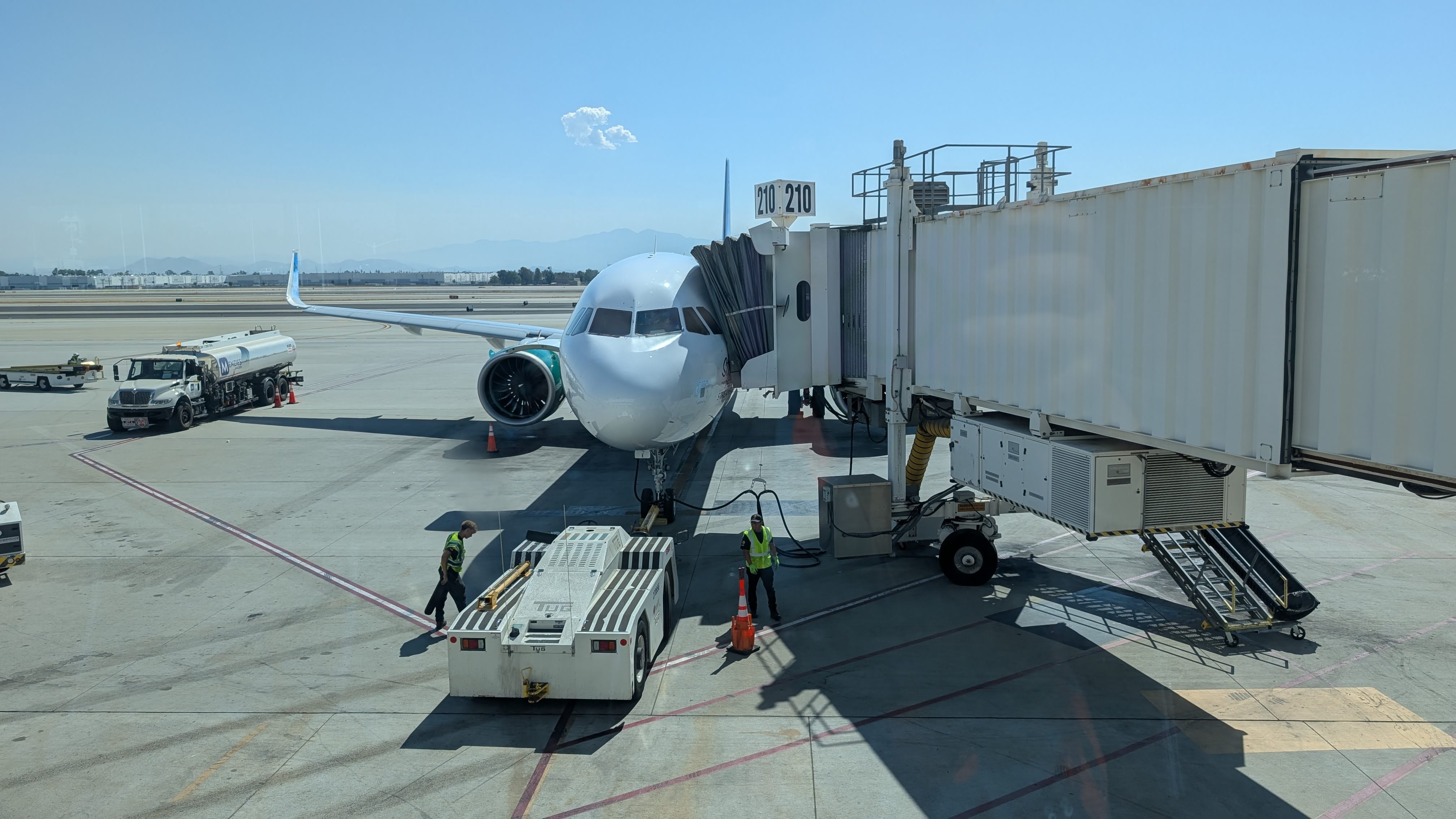 Frontier IAH to ONT arrival in ONT Frontier IAH to ONT arrival in ONT
