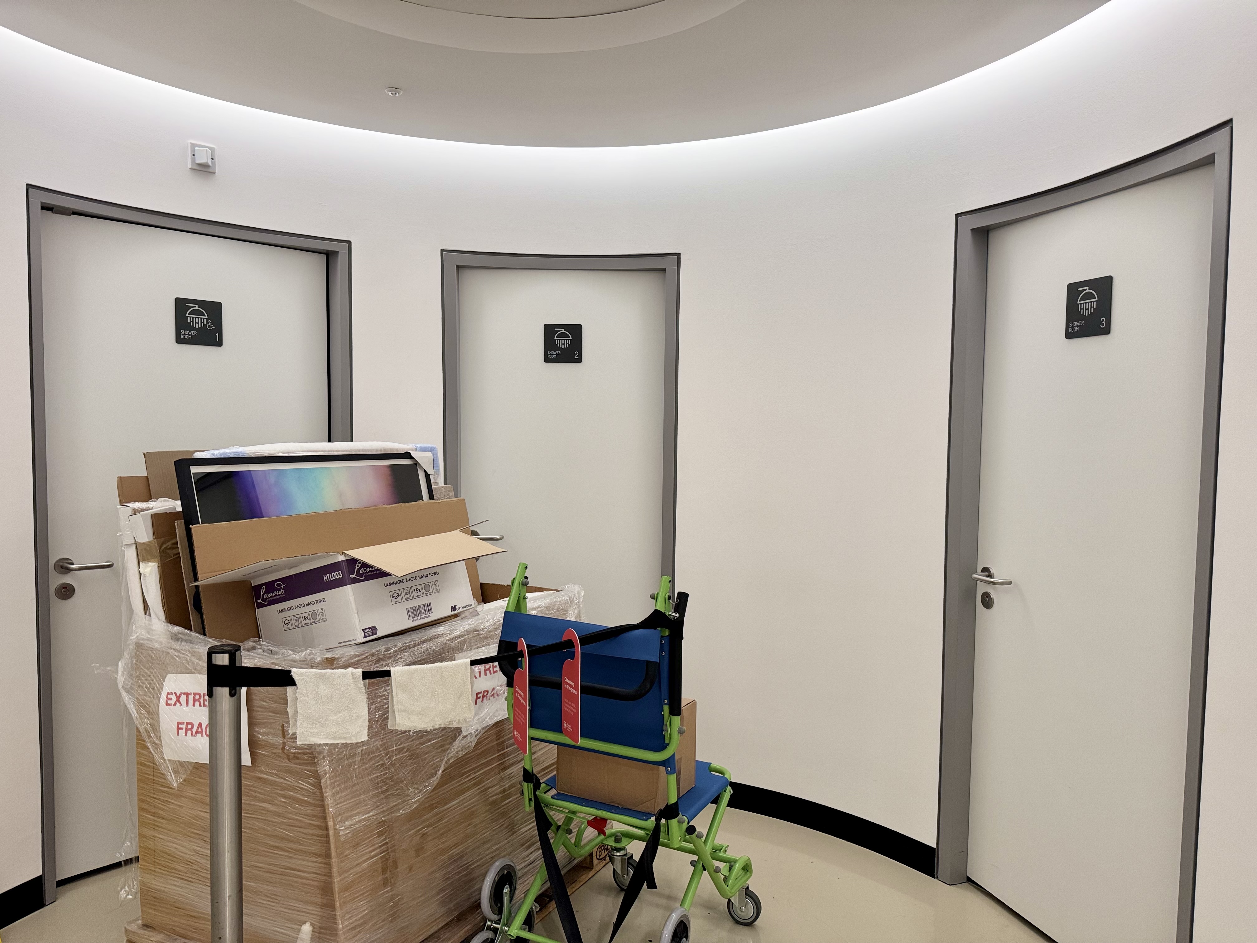 Heathrow Terminal 4 Plaza Premium Lounge shower area Heathrow Terminal 4 Plaza Premium Lounge shower area