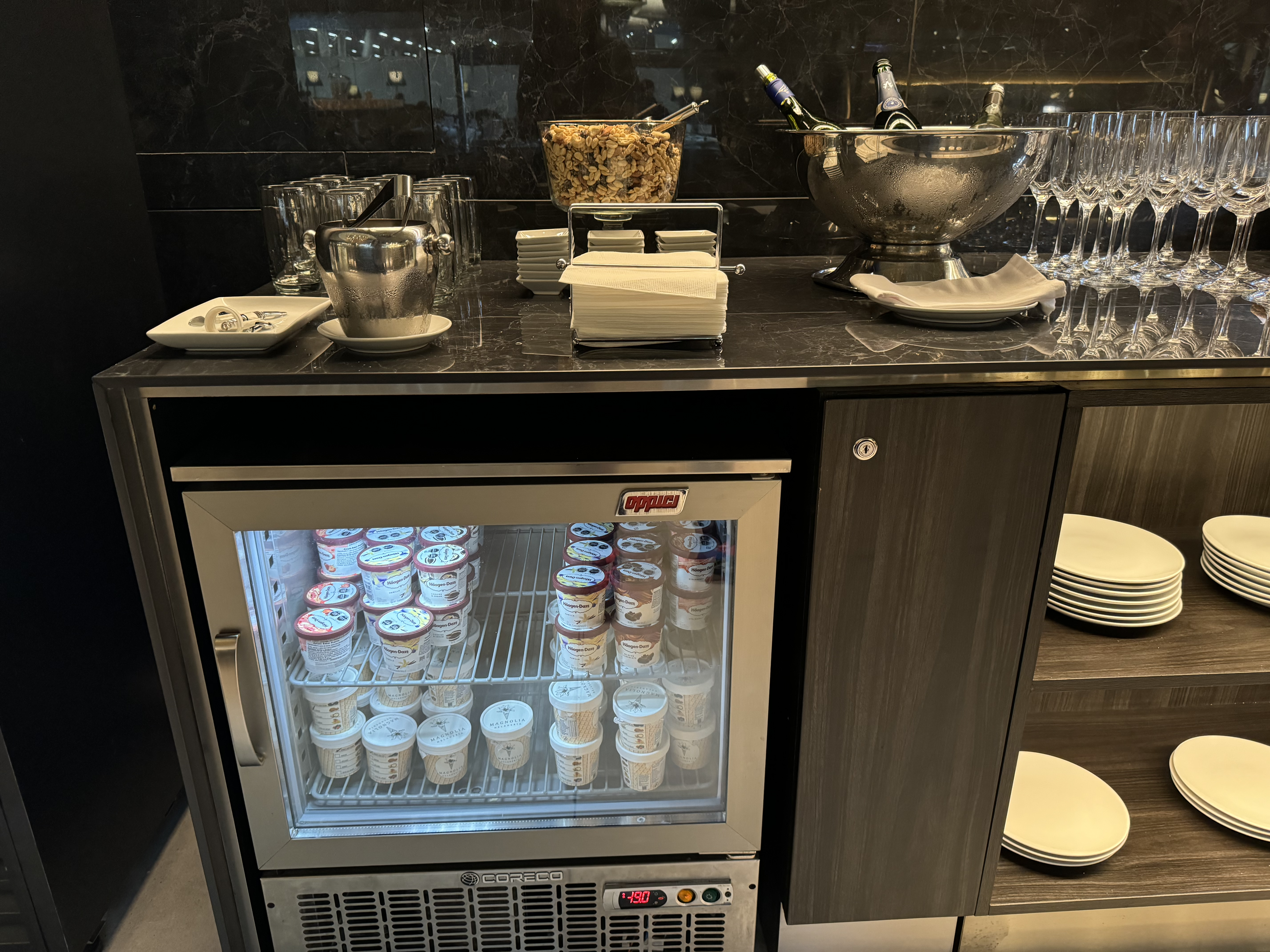 LATAM Lounge Santiago SCL ice cream fridge